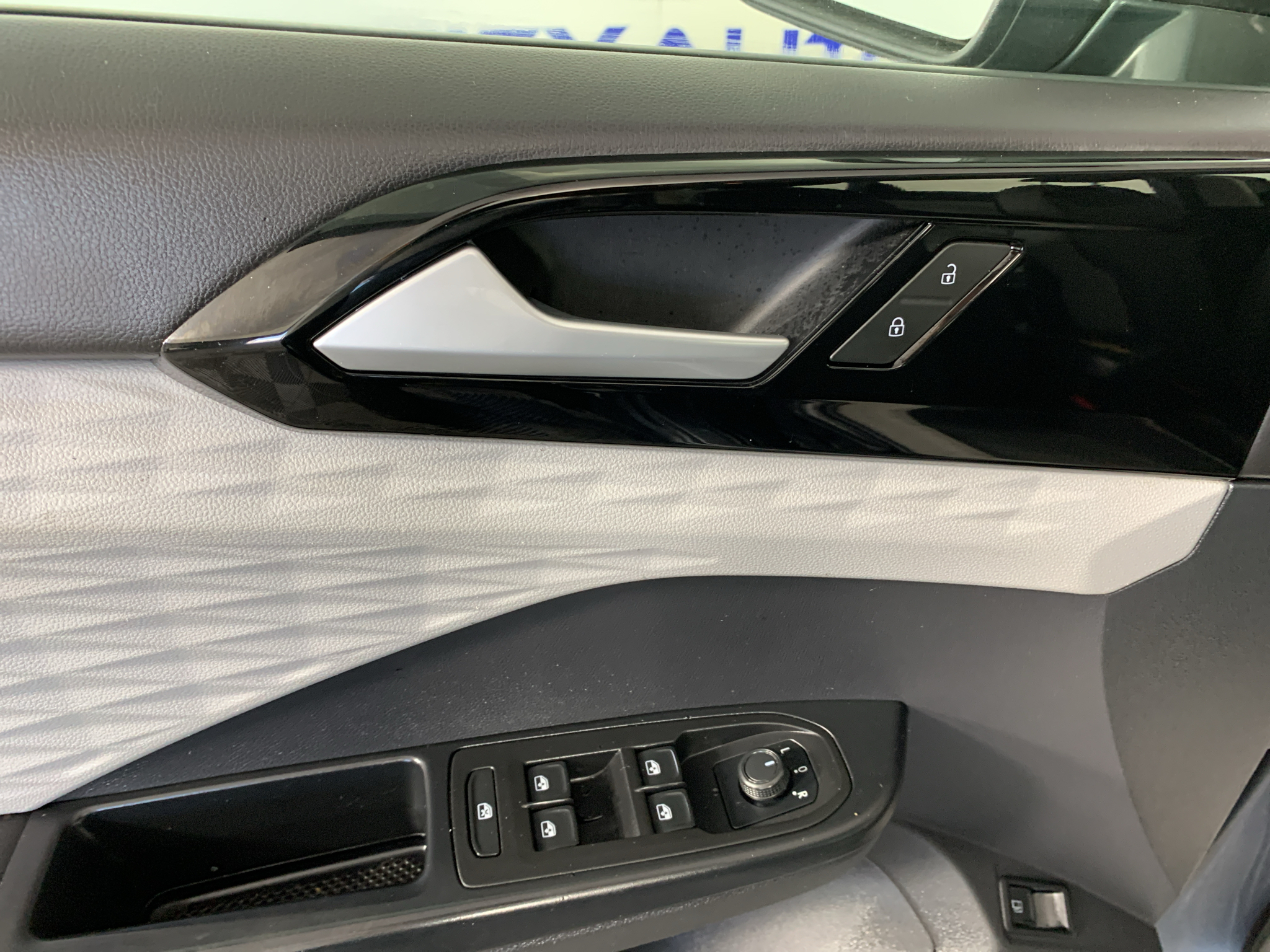 Used 2022 Volkswagen Taos SUV