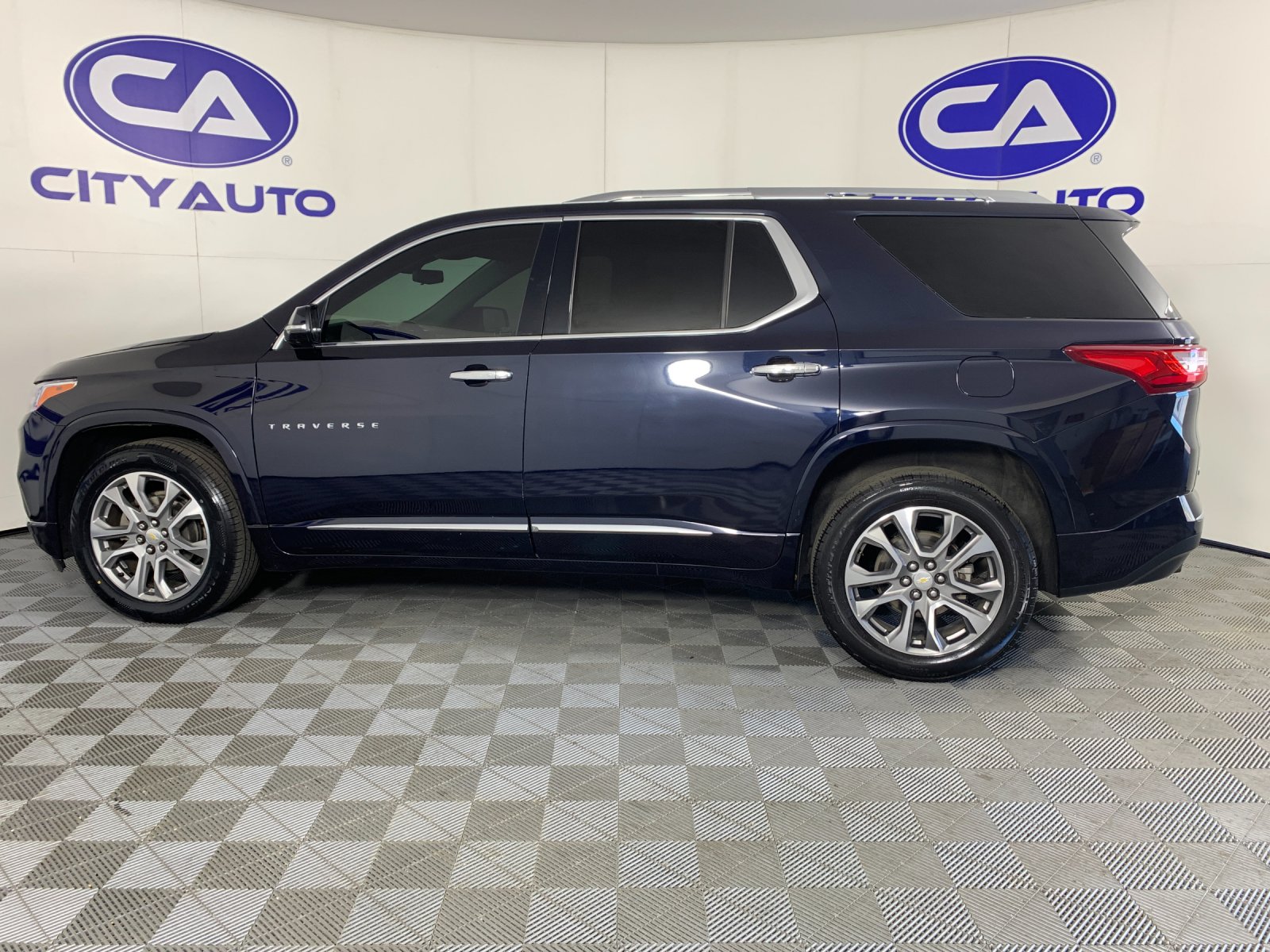 Used 2020 Chevrolet Traverse SUV