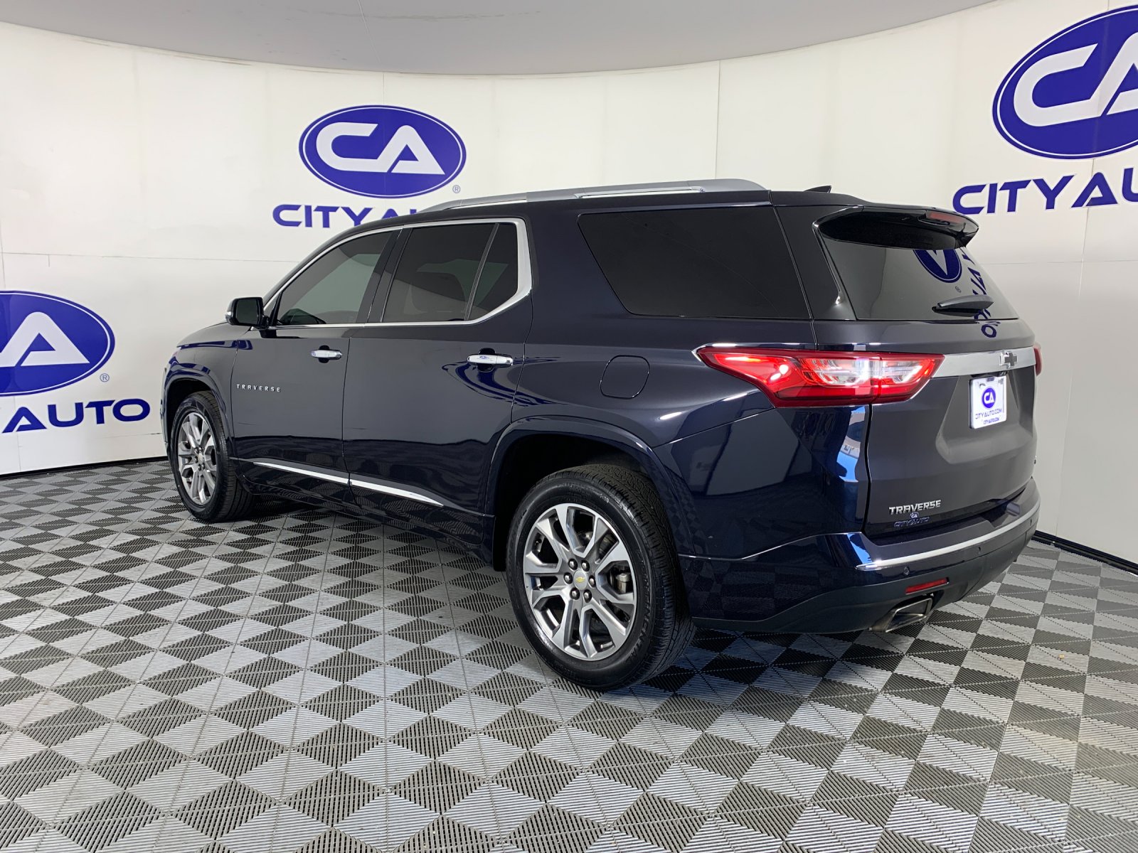 Used 2020 Chevrolet Traverse SUV