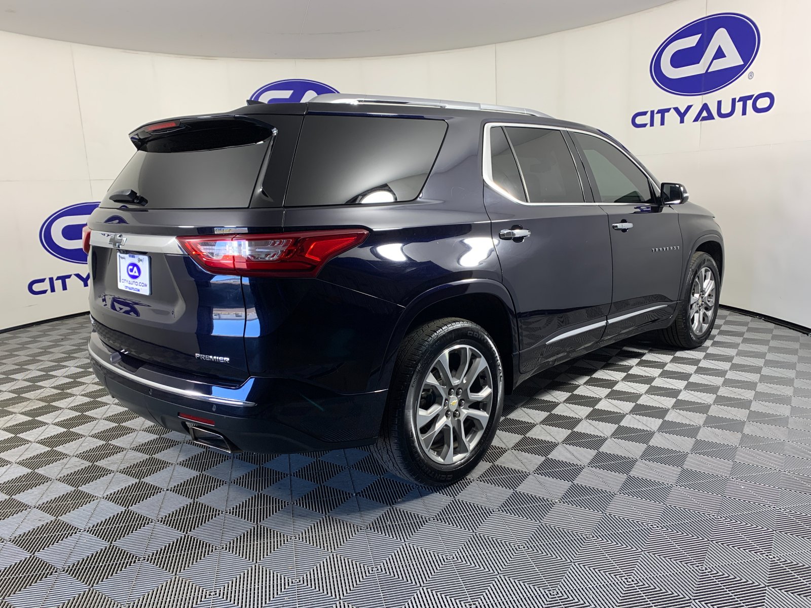 Used 2020 Chevrolet Traverse SUV
