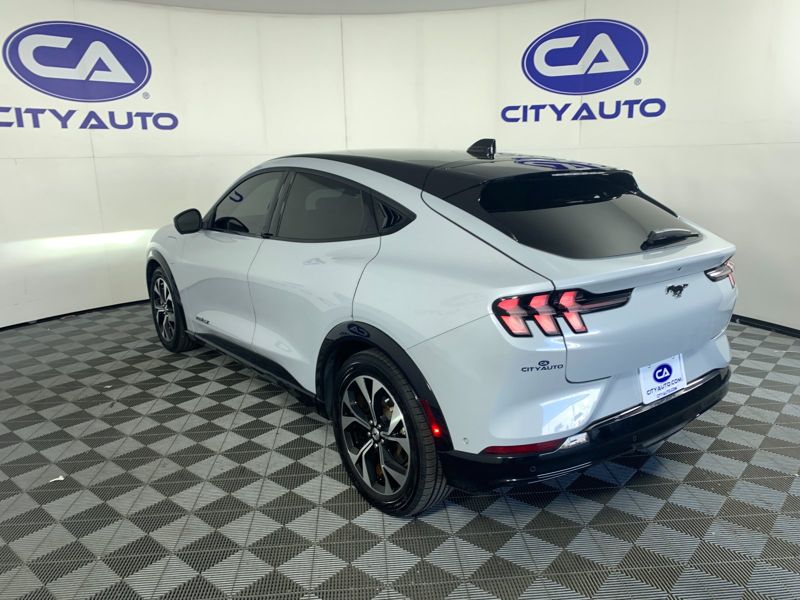 Used 2022 Ford Mustang Mach-E SUV