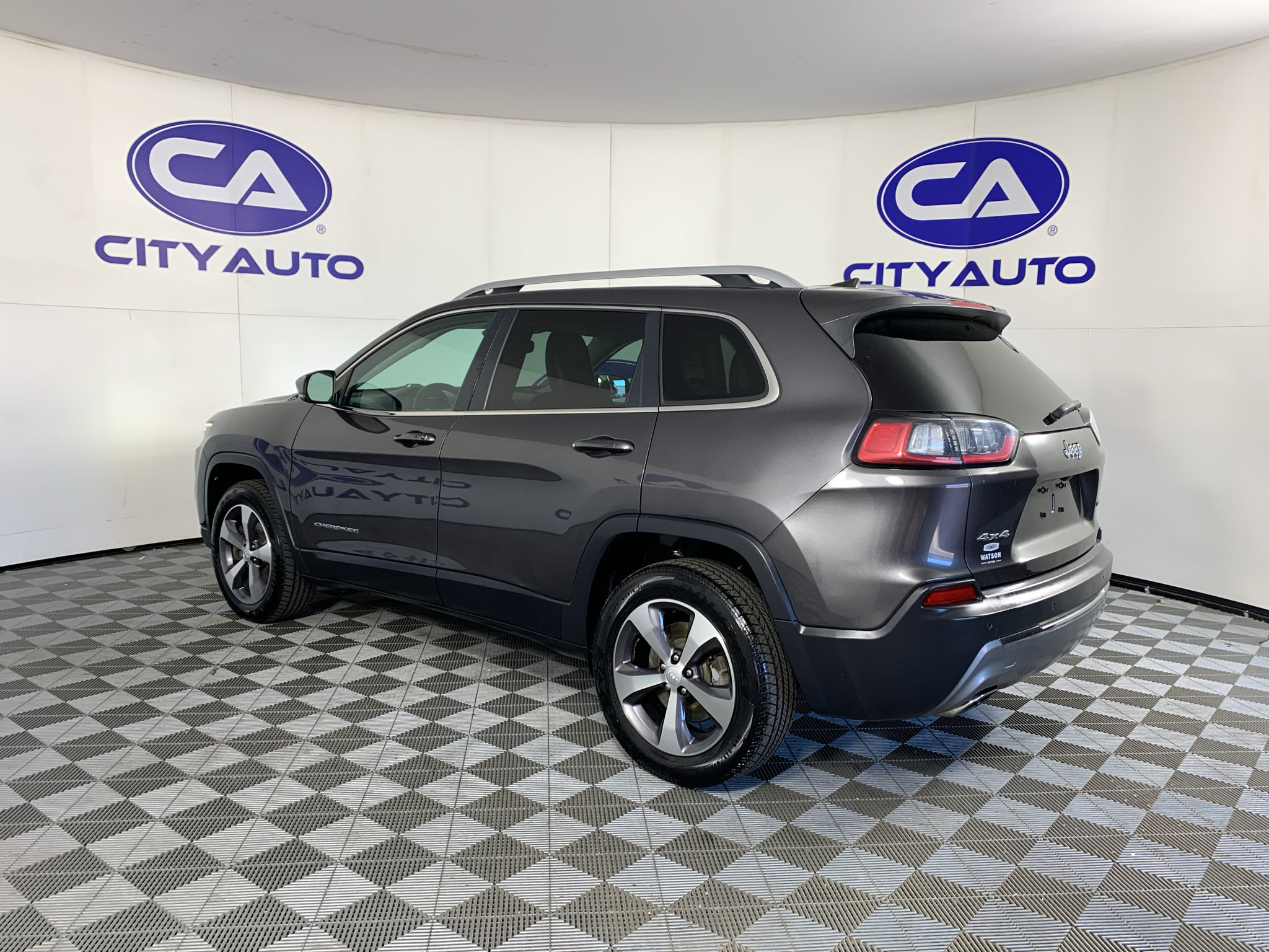 Used 2020 Jeep Cherokee SUV