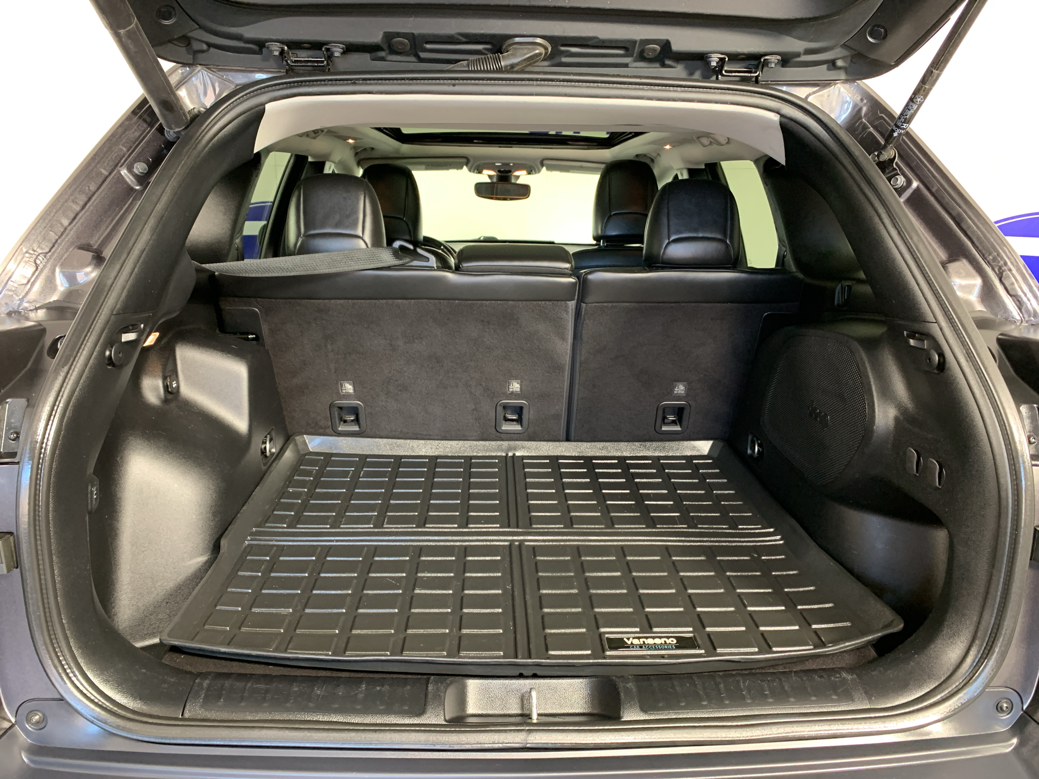 Used 2020 Jeep Cherokee SUV