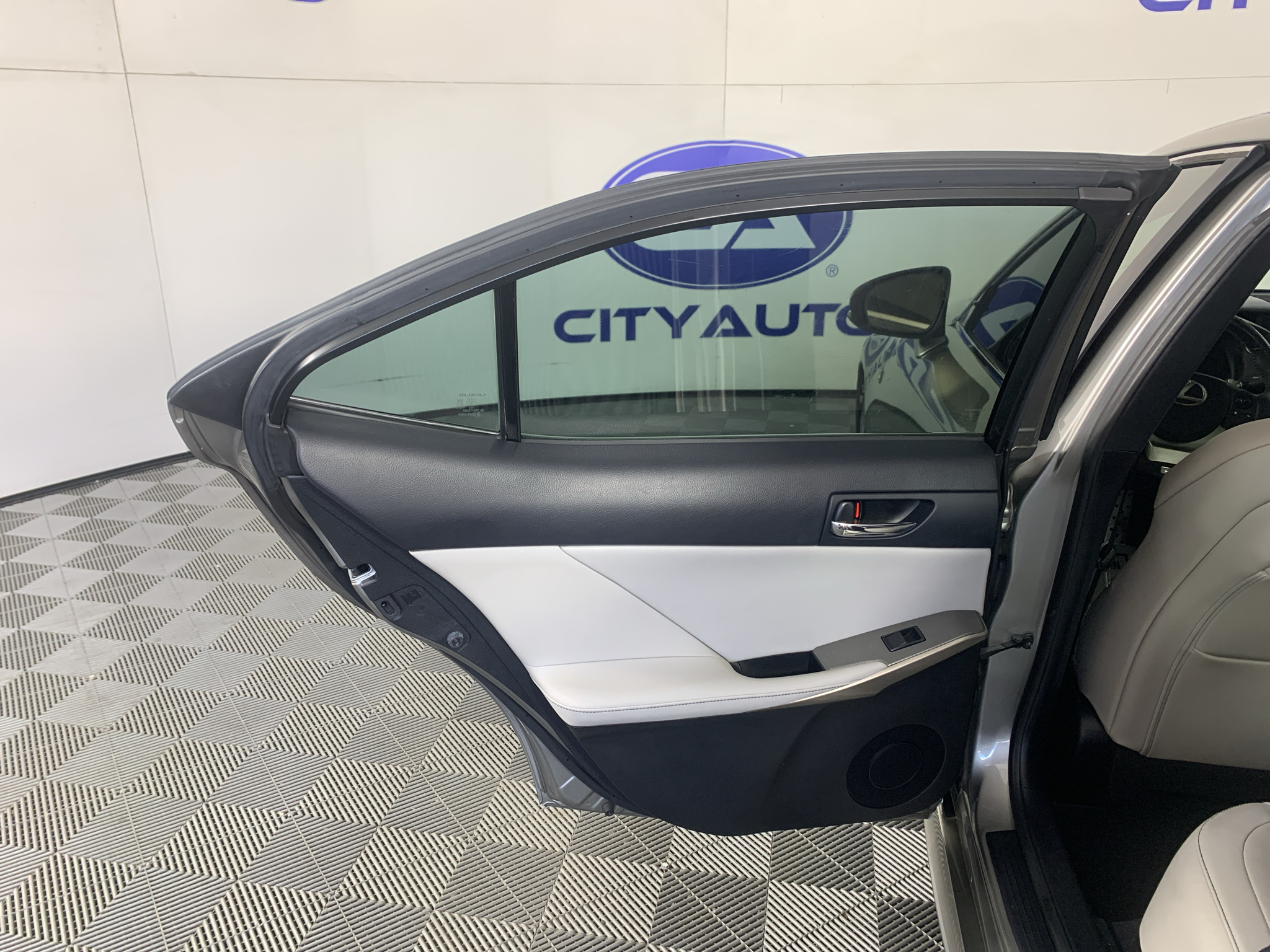 Used 2015 Lexus IS 250 Sedan