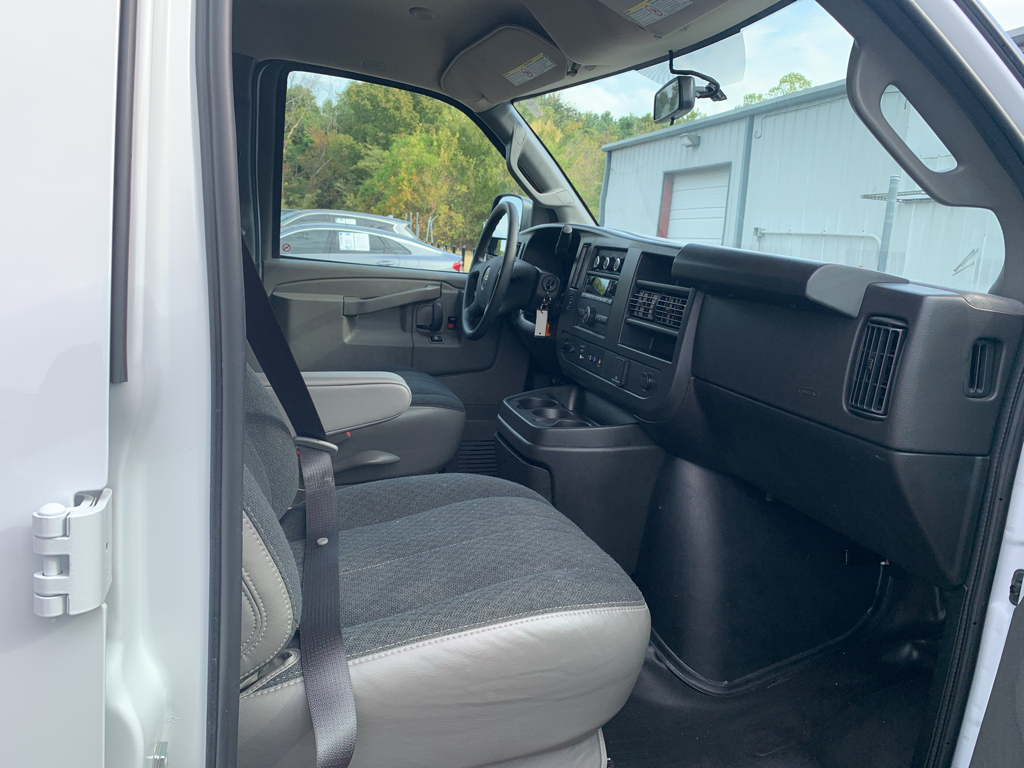 Used 2025 GMC Savana 2500 Van