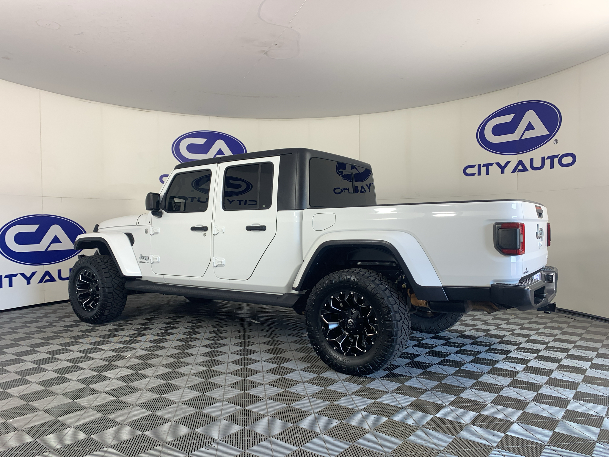 Used 2020 Jeep Gladiator Truck