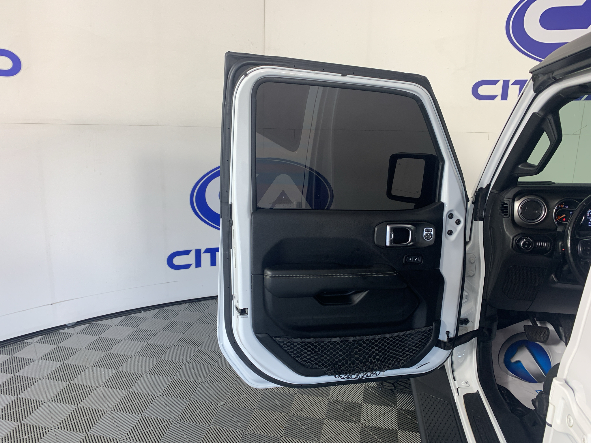 Used 2020 Jeep Gladiator Truck