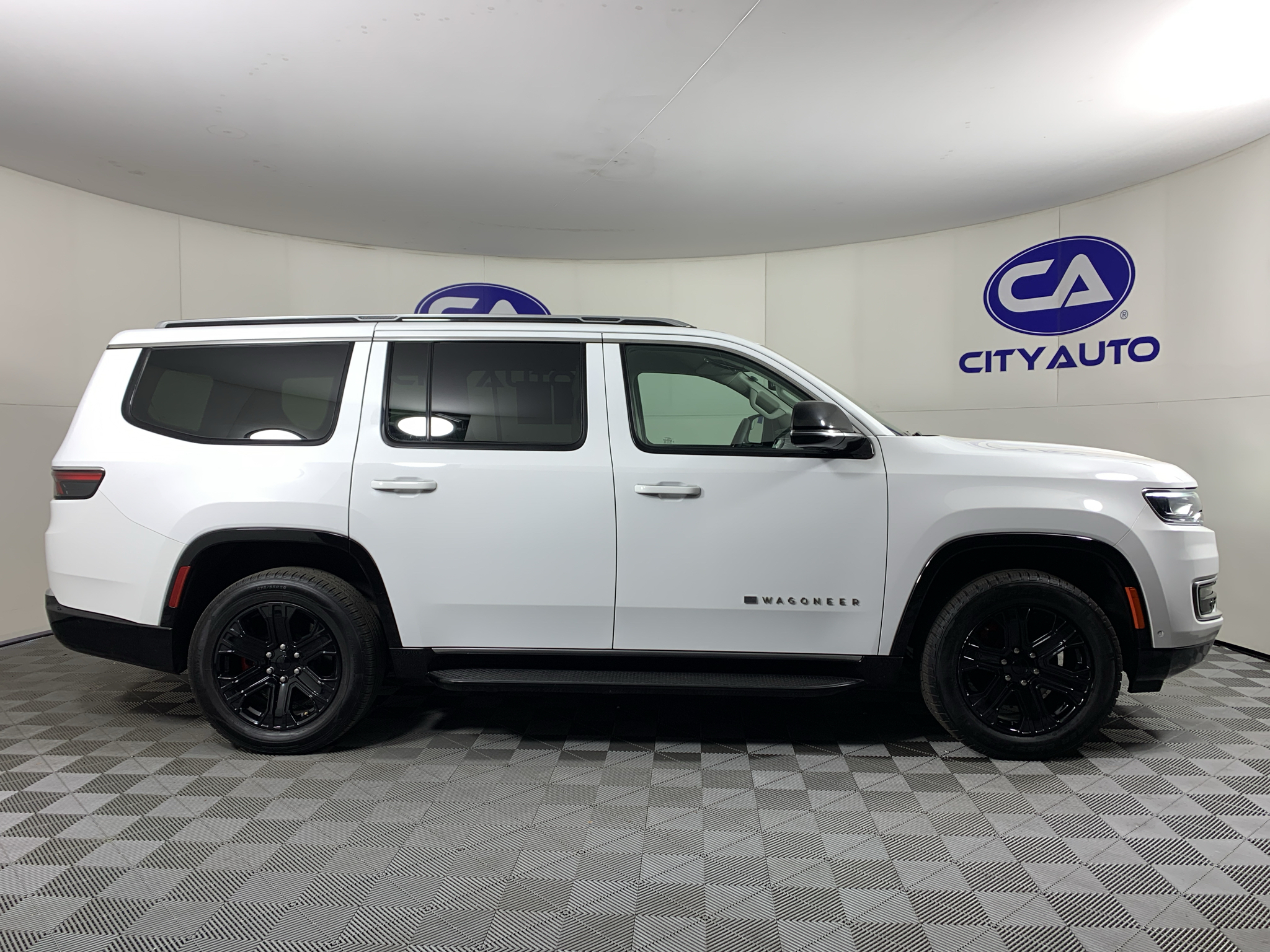 Used 2024 Jeep Wagoneer SUV