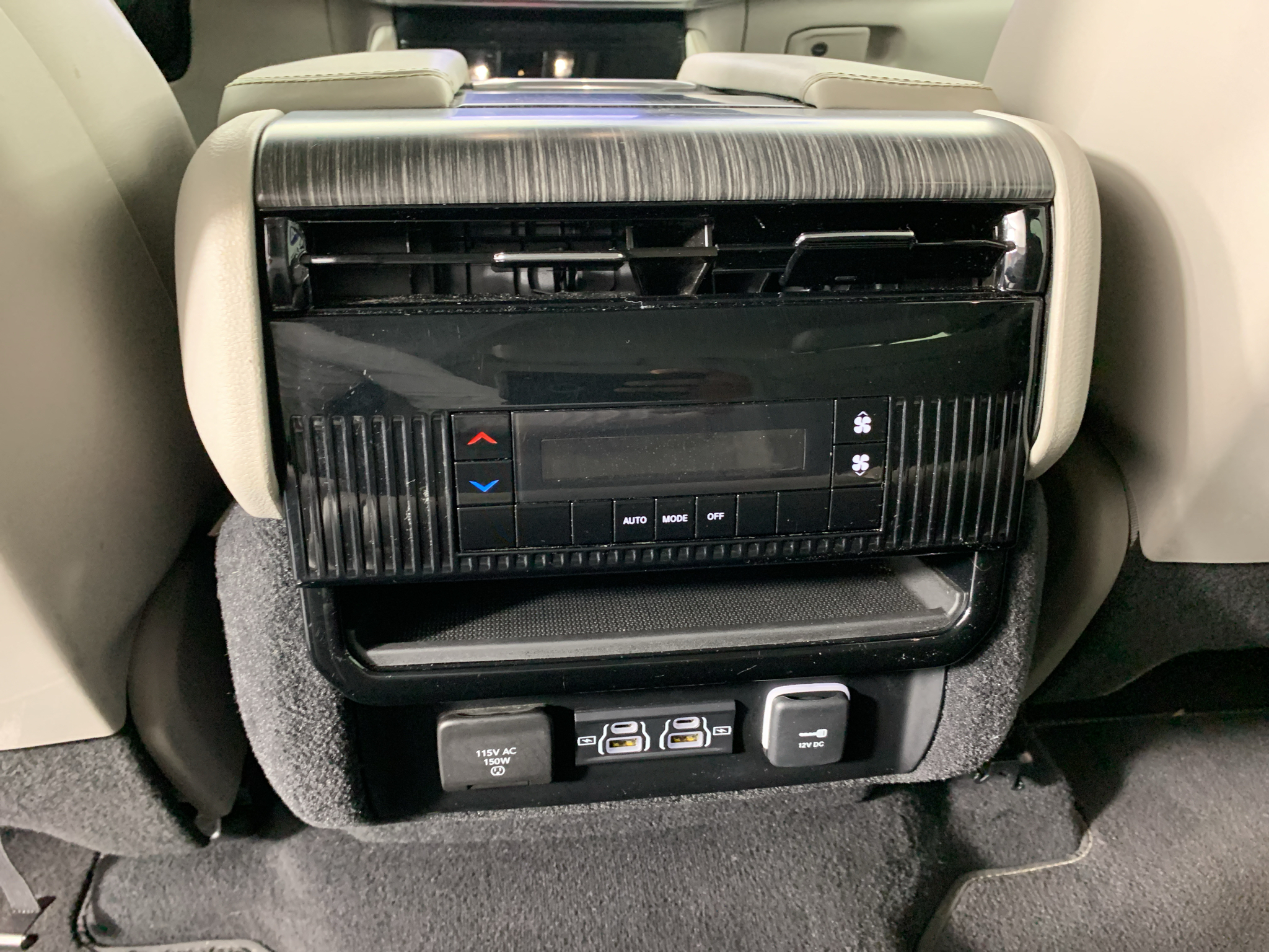Used 2024 Jeep Wagoneer SUV