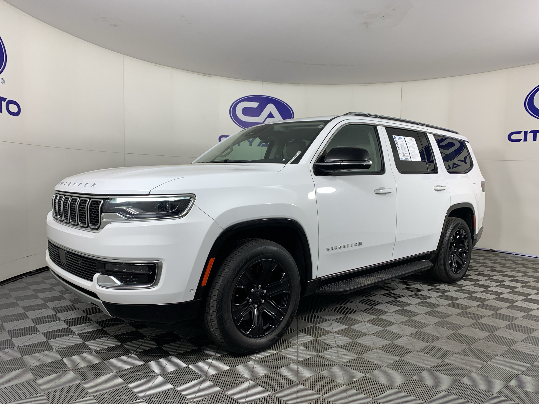 Used 2024 Jeep Wagoneer SUV