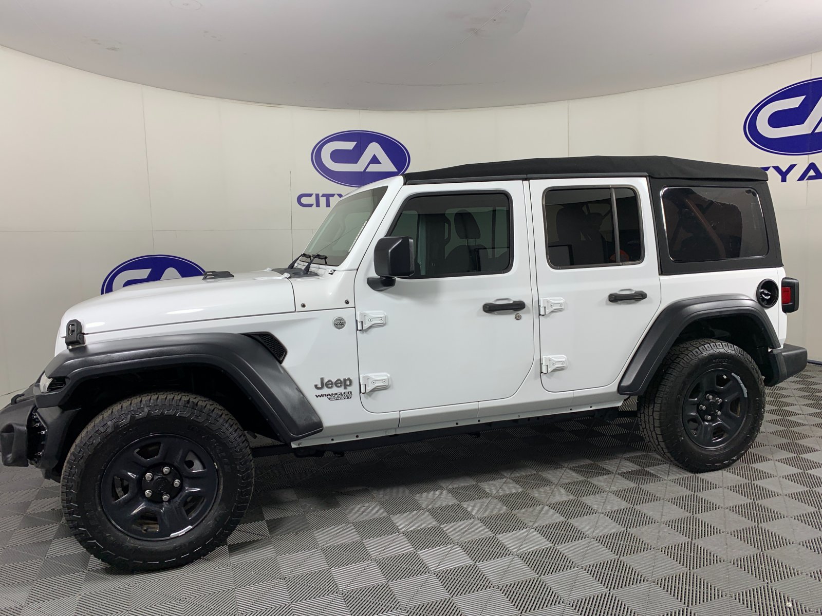 Used 2019 Jeep Wrangler SUV