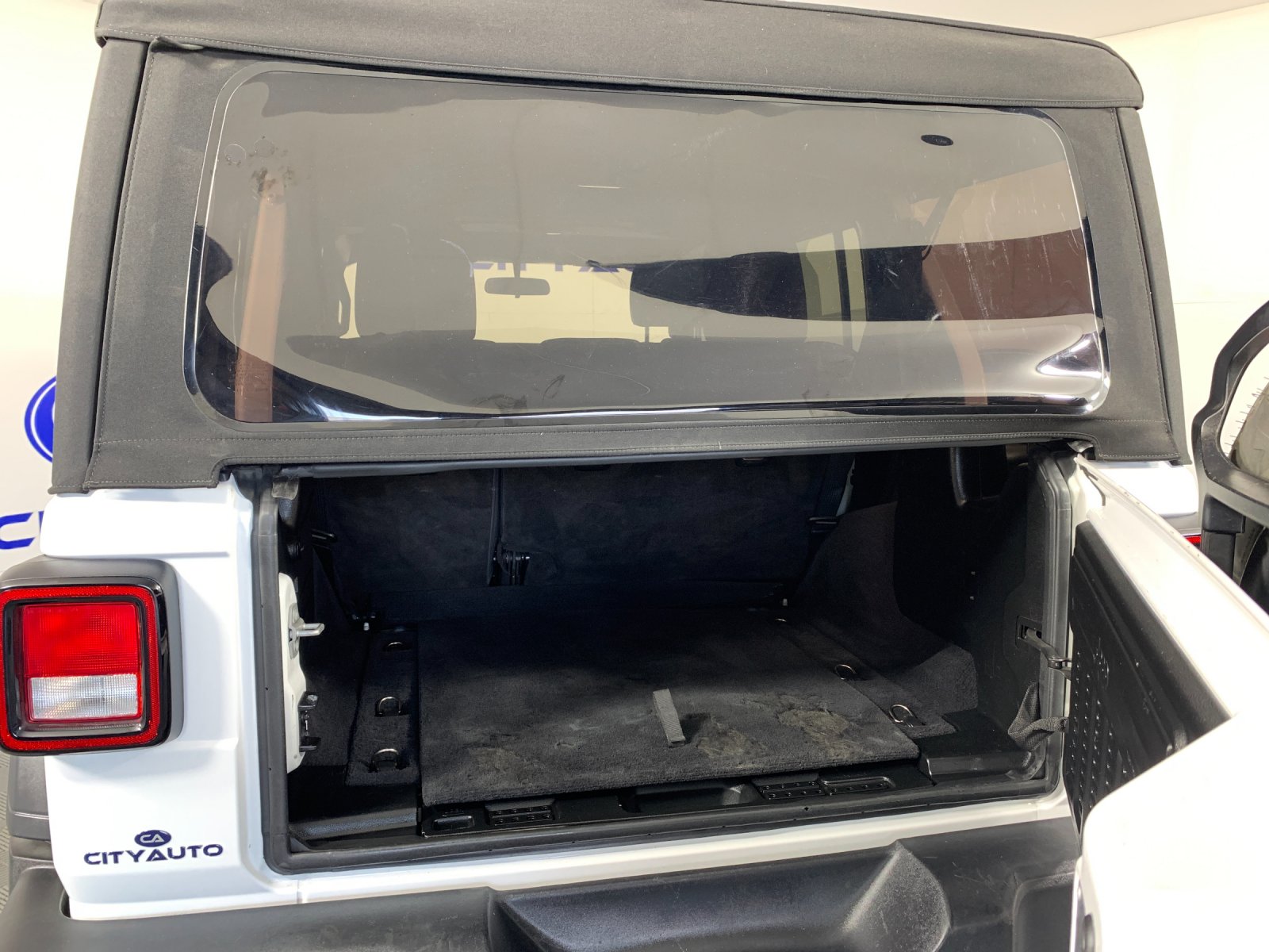 Used 2019 Jeep Wrangler SUV