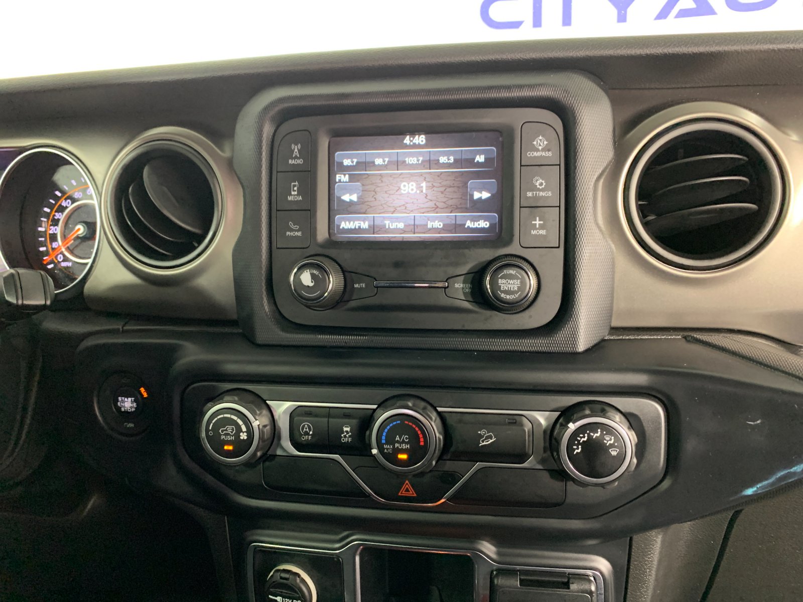 Used 2019 Jeep Wrangler SUV