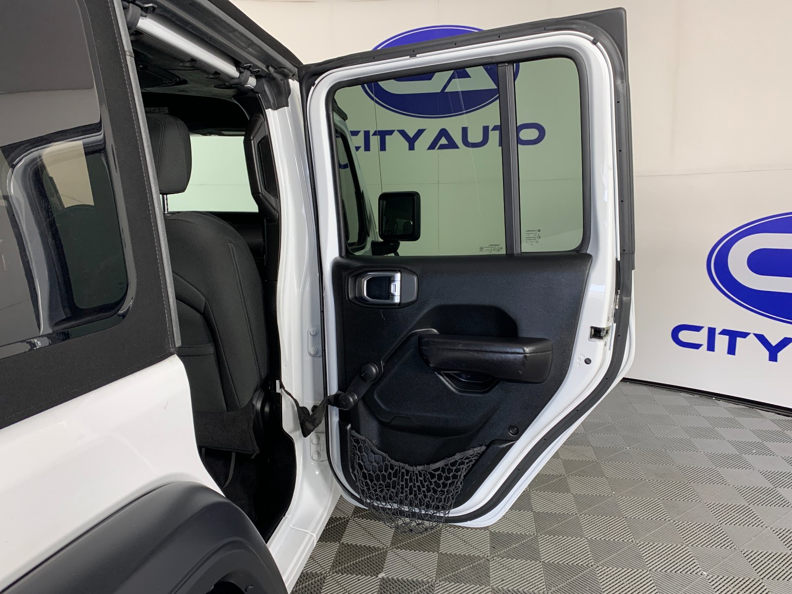Used 2019 Jeep Wrangler SUV