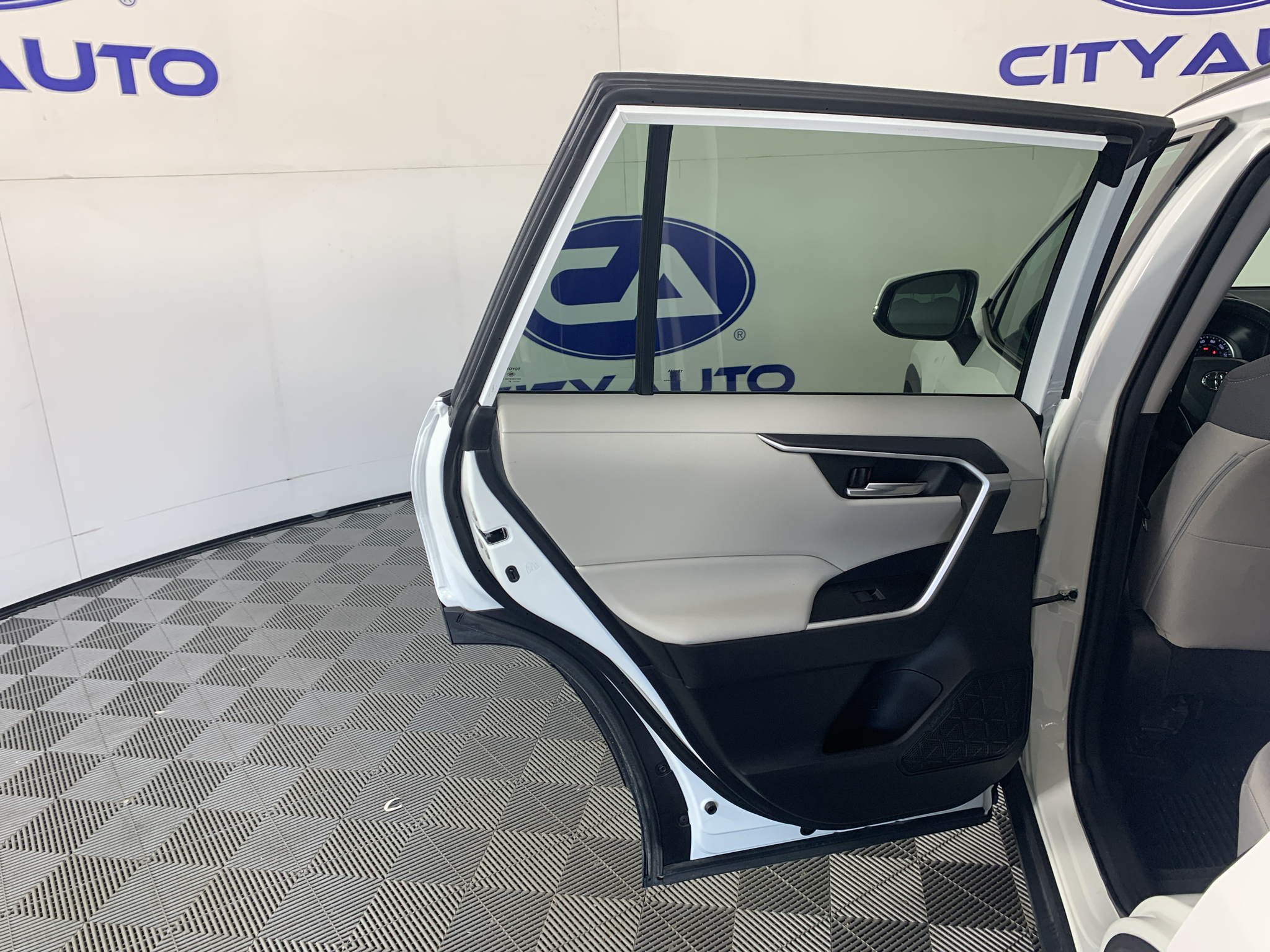 Used 2021 Toyota RAV4 SUV