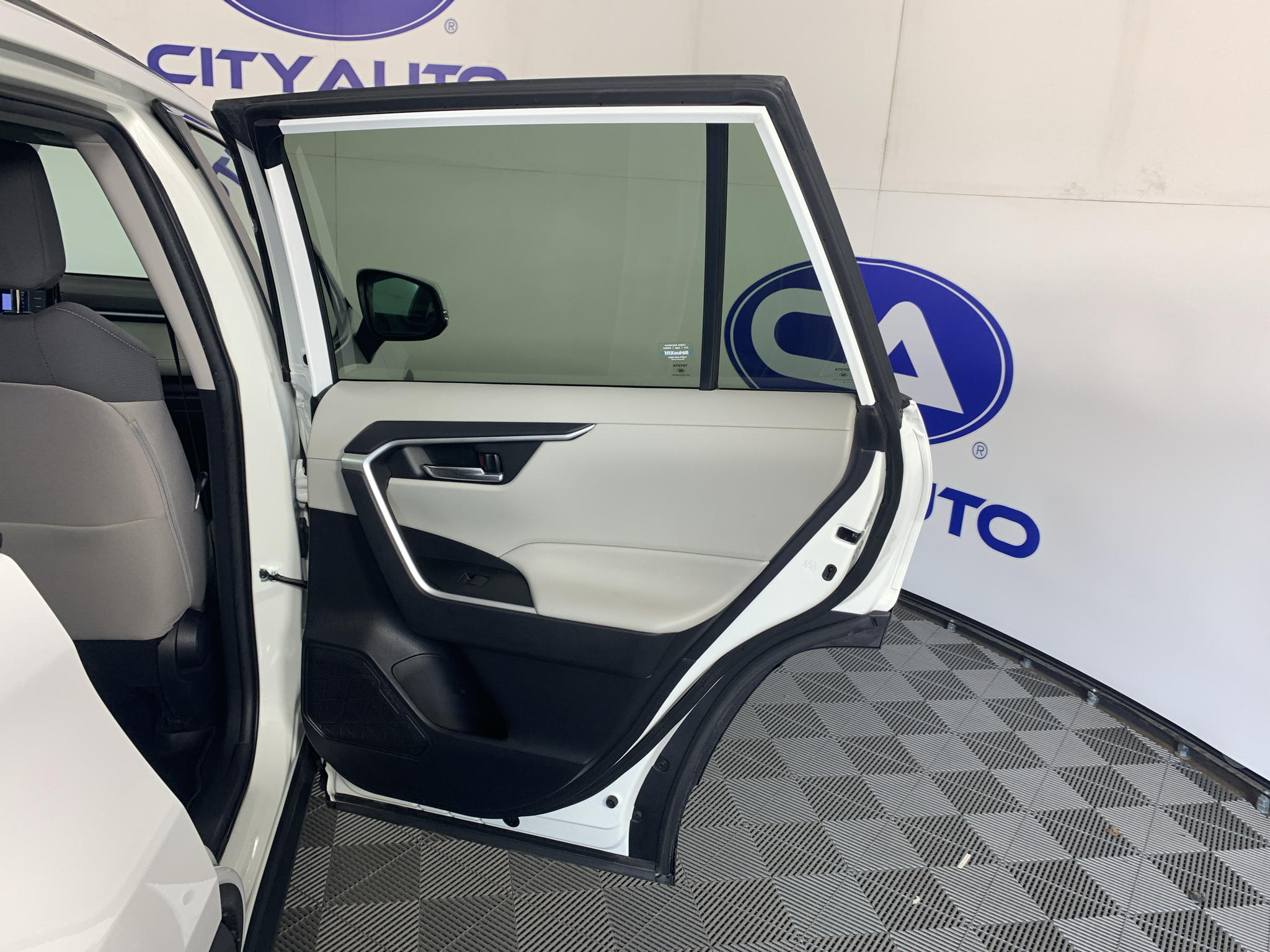 Used 2021 Toyota RAV4 SUV