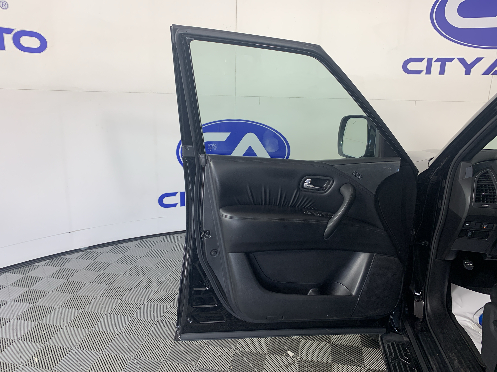 Used 2022 Nissan Armada SUV