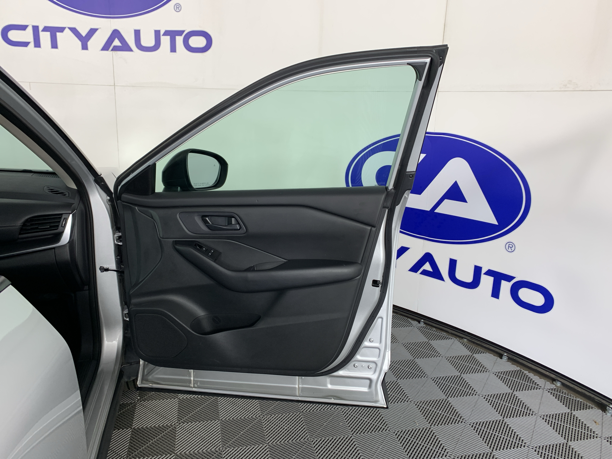 Used 2024 Nissan Rogue SUV