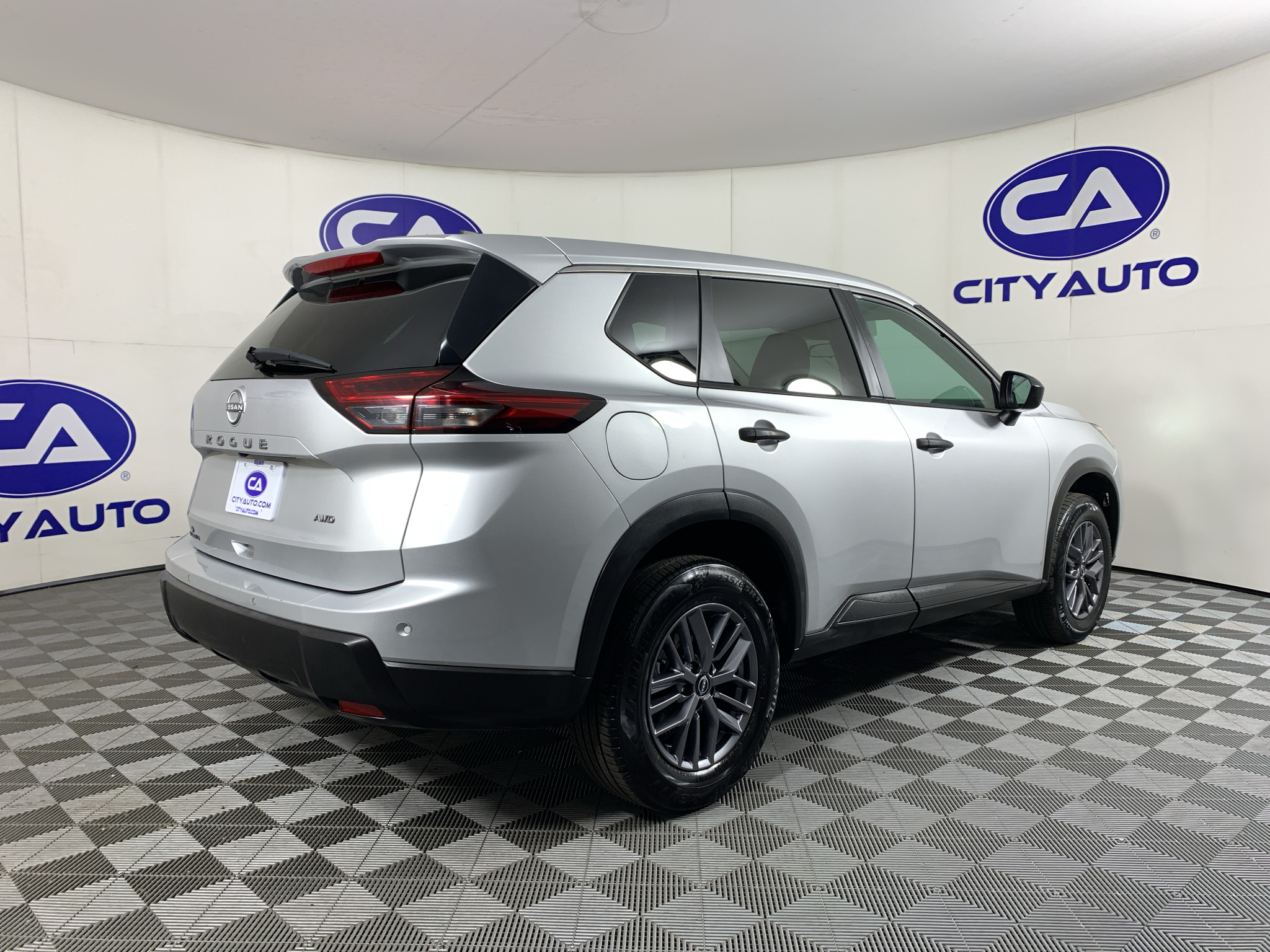 Used 2024 Nissan Rogue SUV