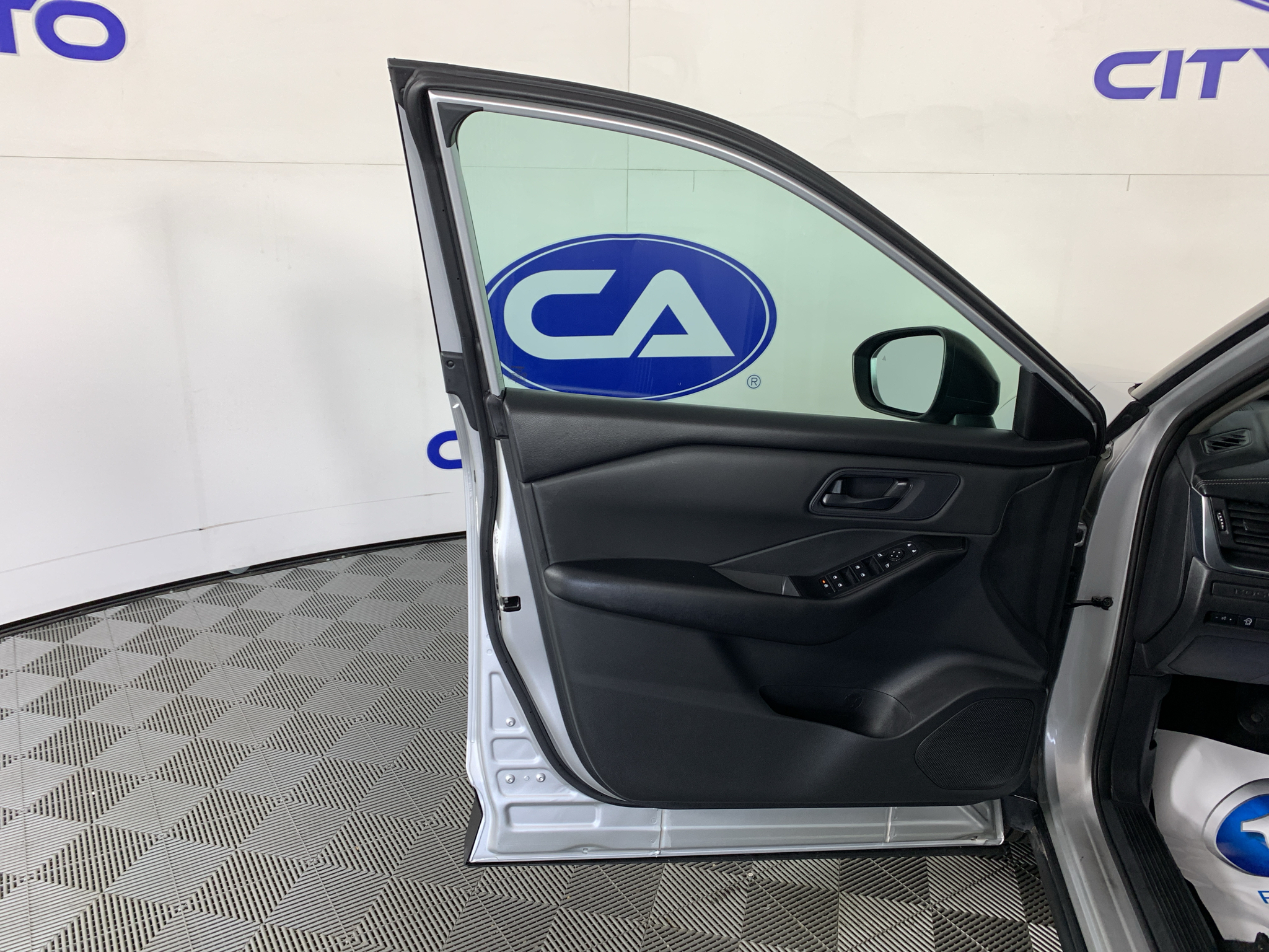 Used 2024 Nissan Rogue SUV