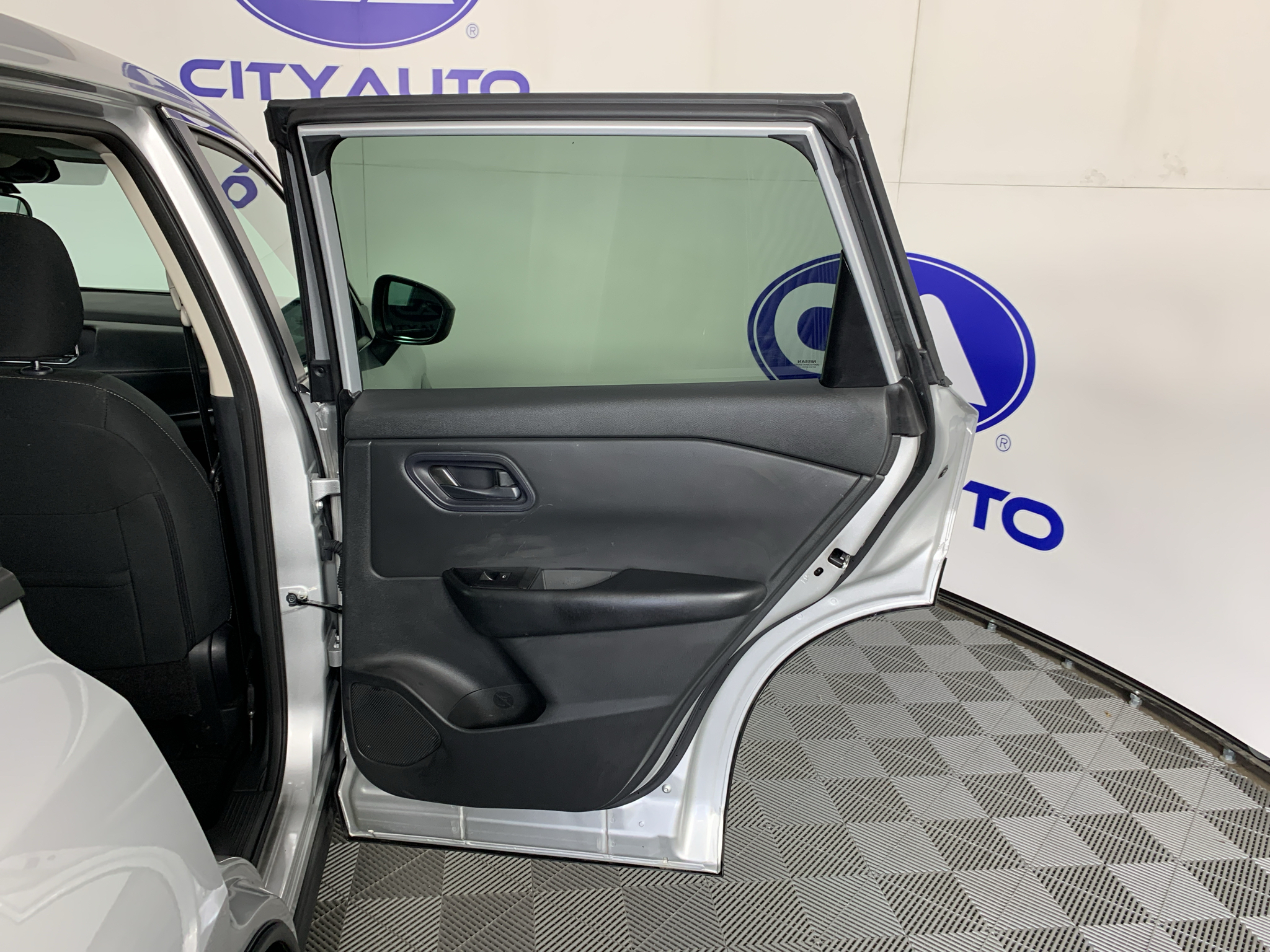 Used 2024 Nissan Rogue SUV