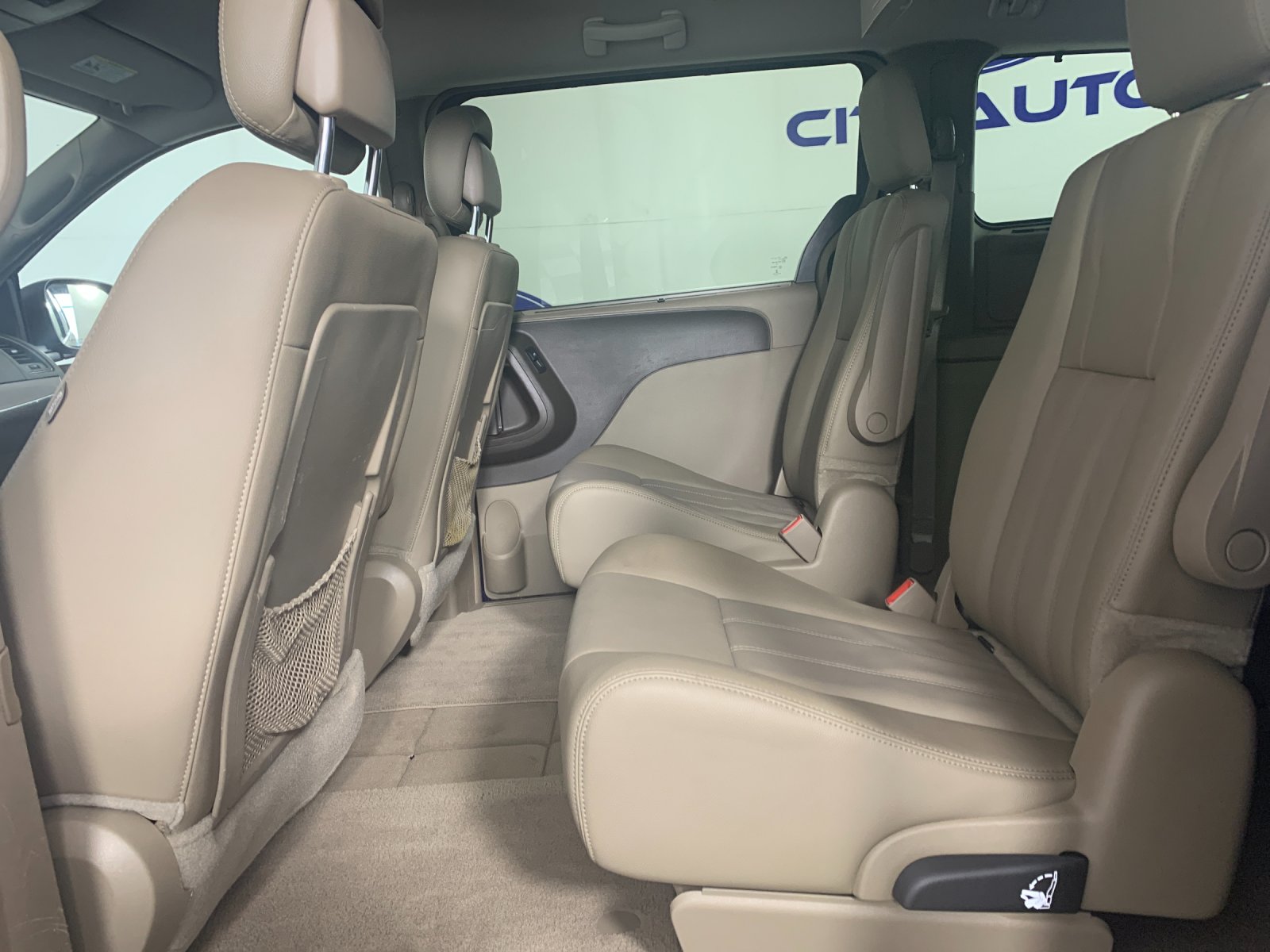 Used 2015 Chrysler Town & Country Van