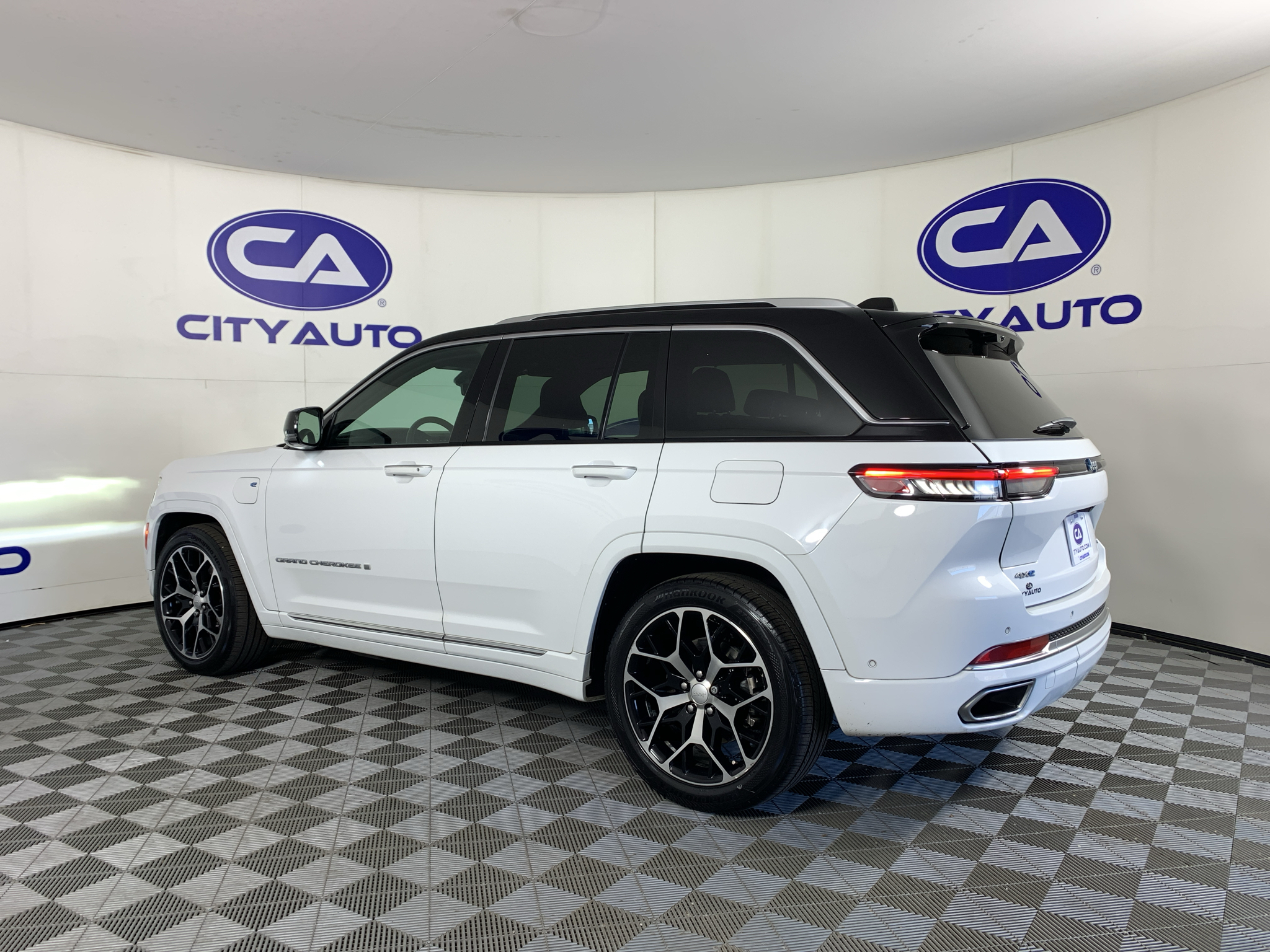 Used 2022 Jeep Grand Cherokee 4xe SUV