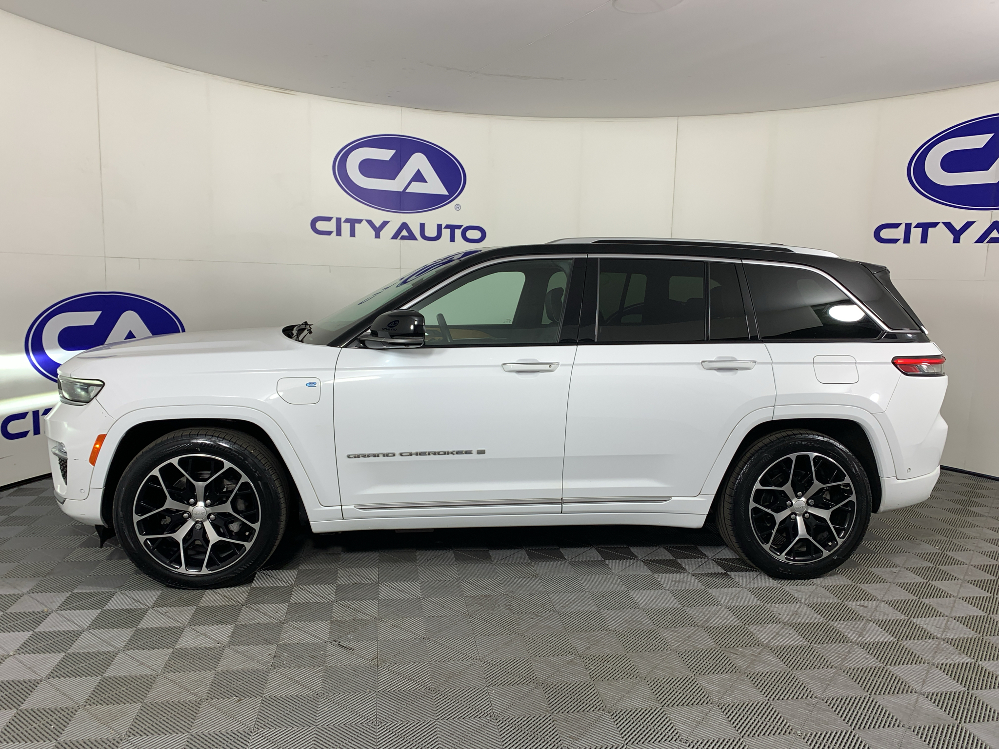Used 2022 Jeep Grand Cherokee 4xe SUV
