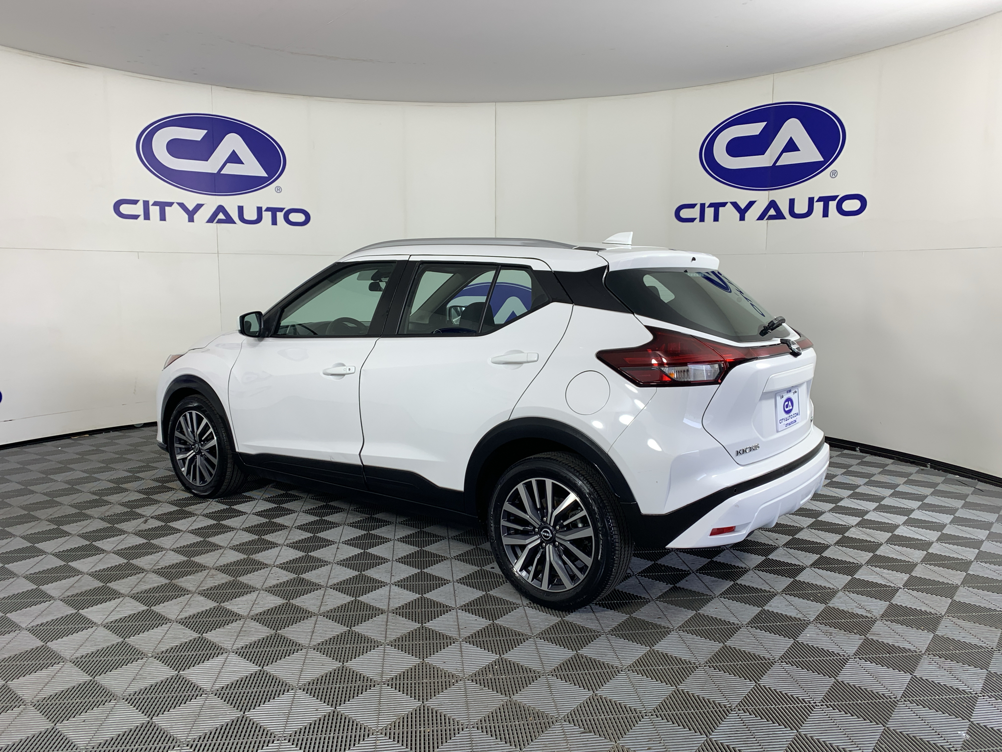 Used 2022 Nissan Kicks SUV