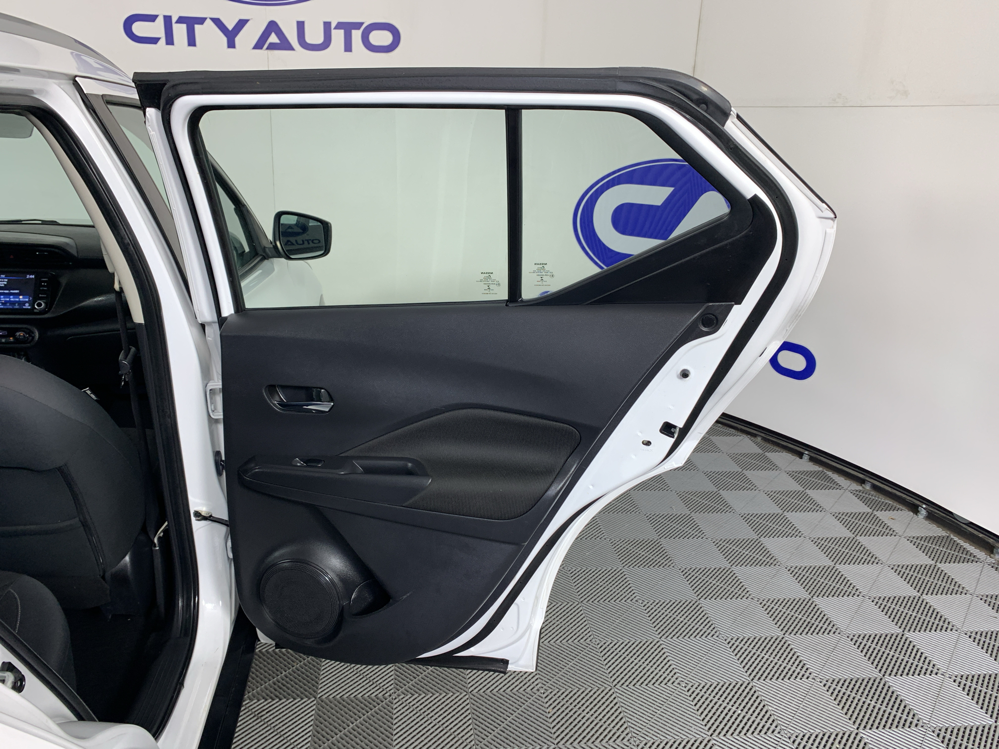 Used 2022 Nissan Kicks SUV