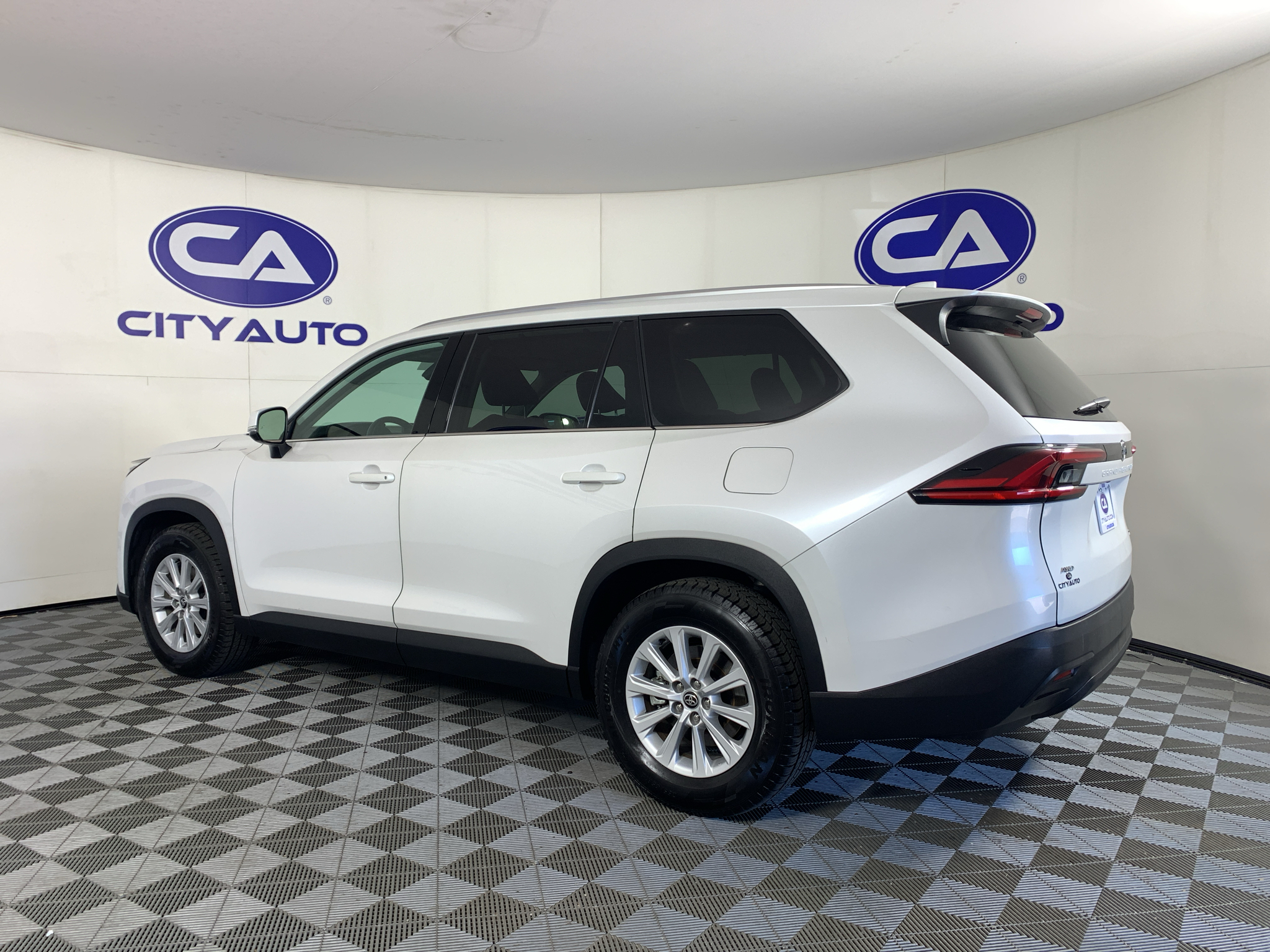 Used 2025 Toyota Grand Highlander SUV