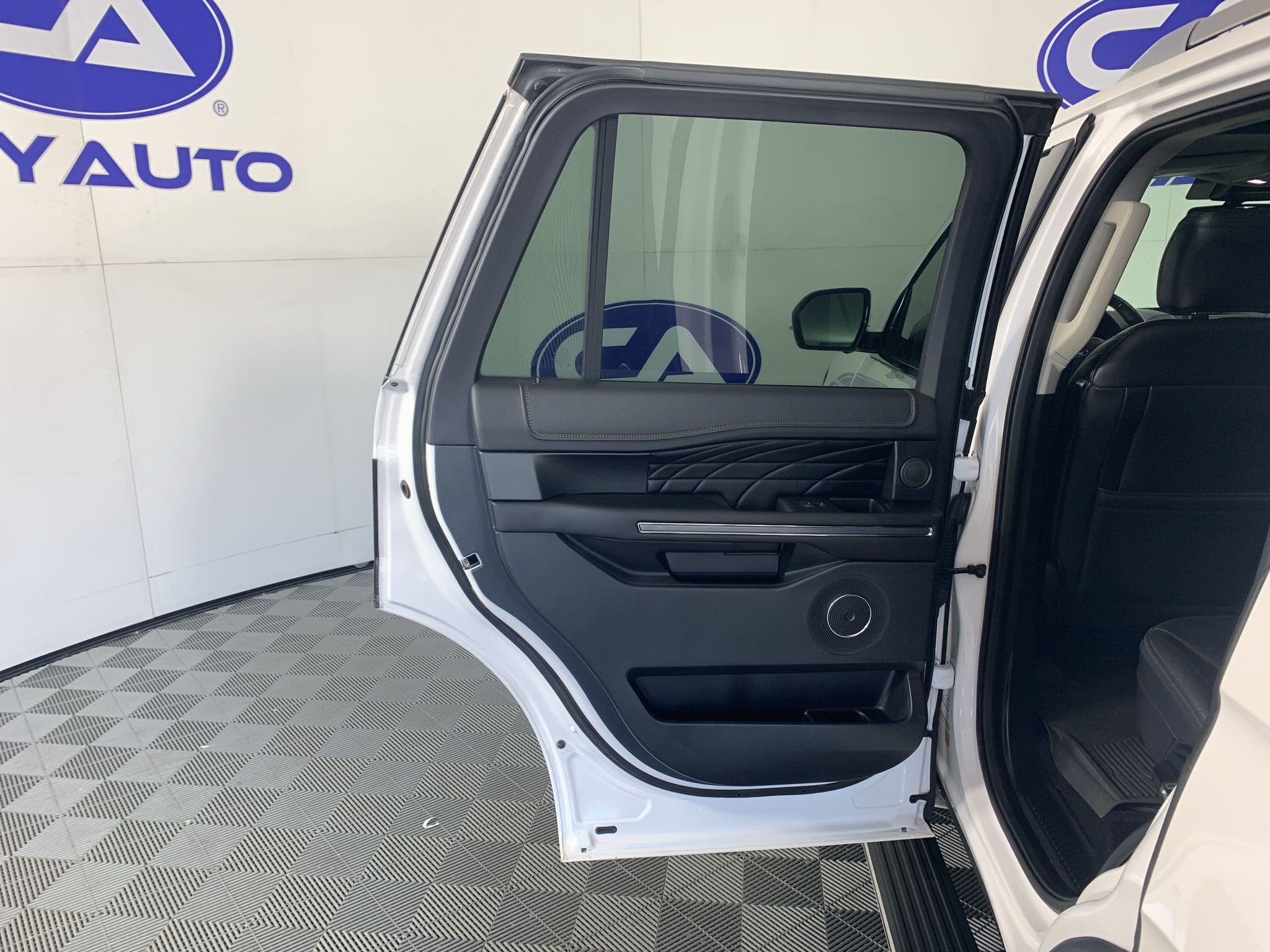Used 2019 Ford Expedition SUV