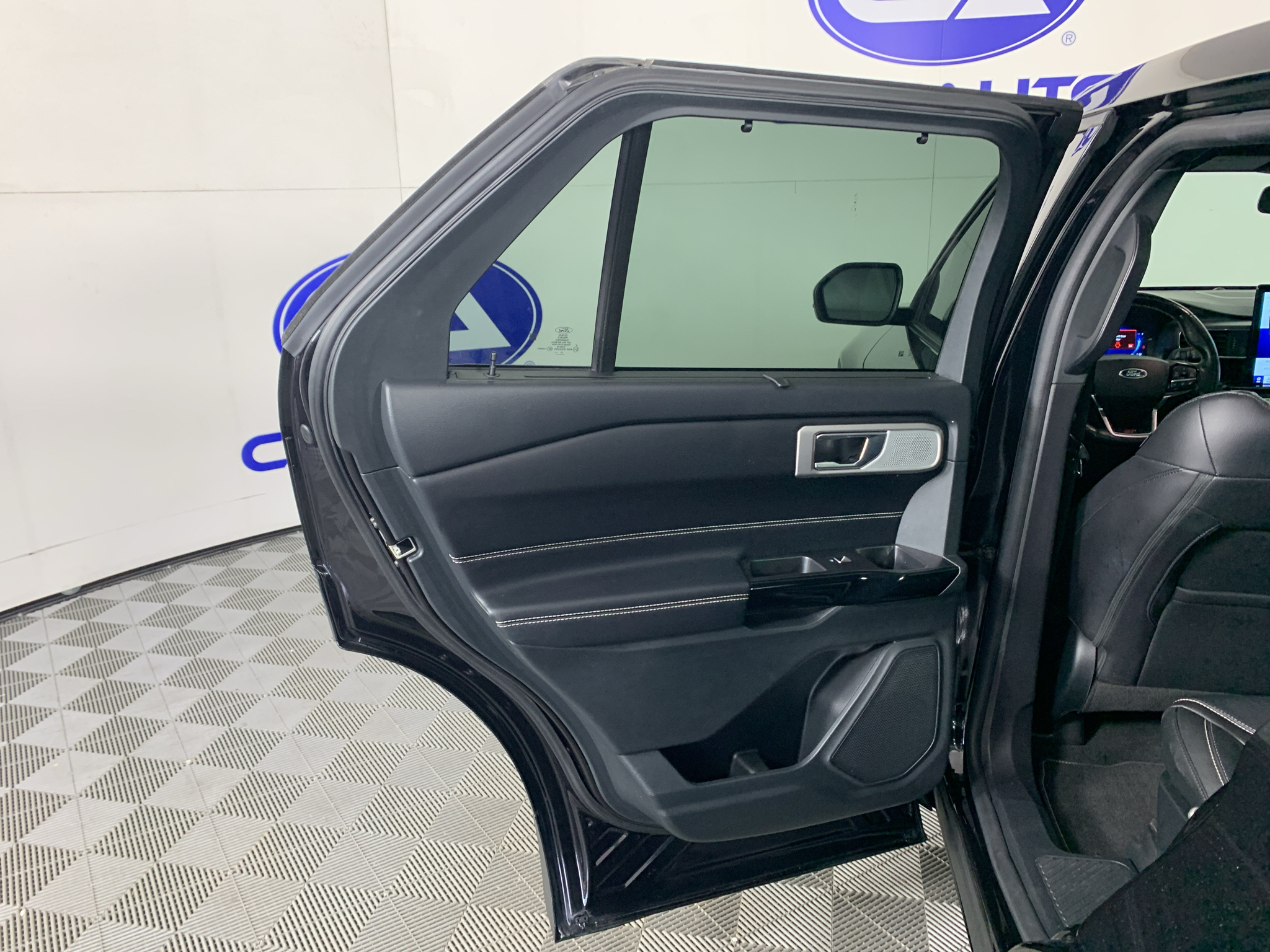 Used 2022 Ford Explorer SUV