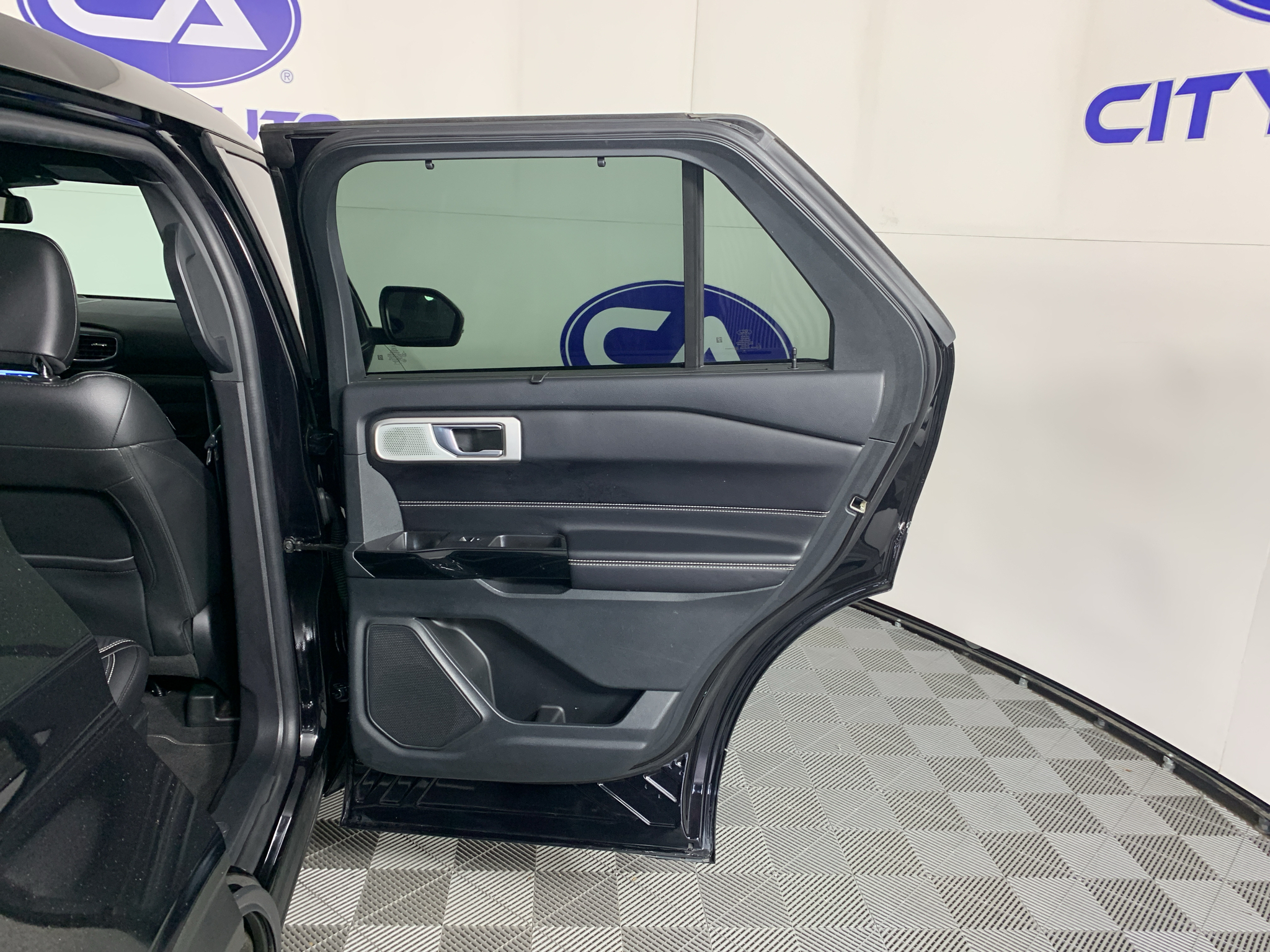 Used 2022 Ford Explorer SUV