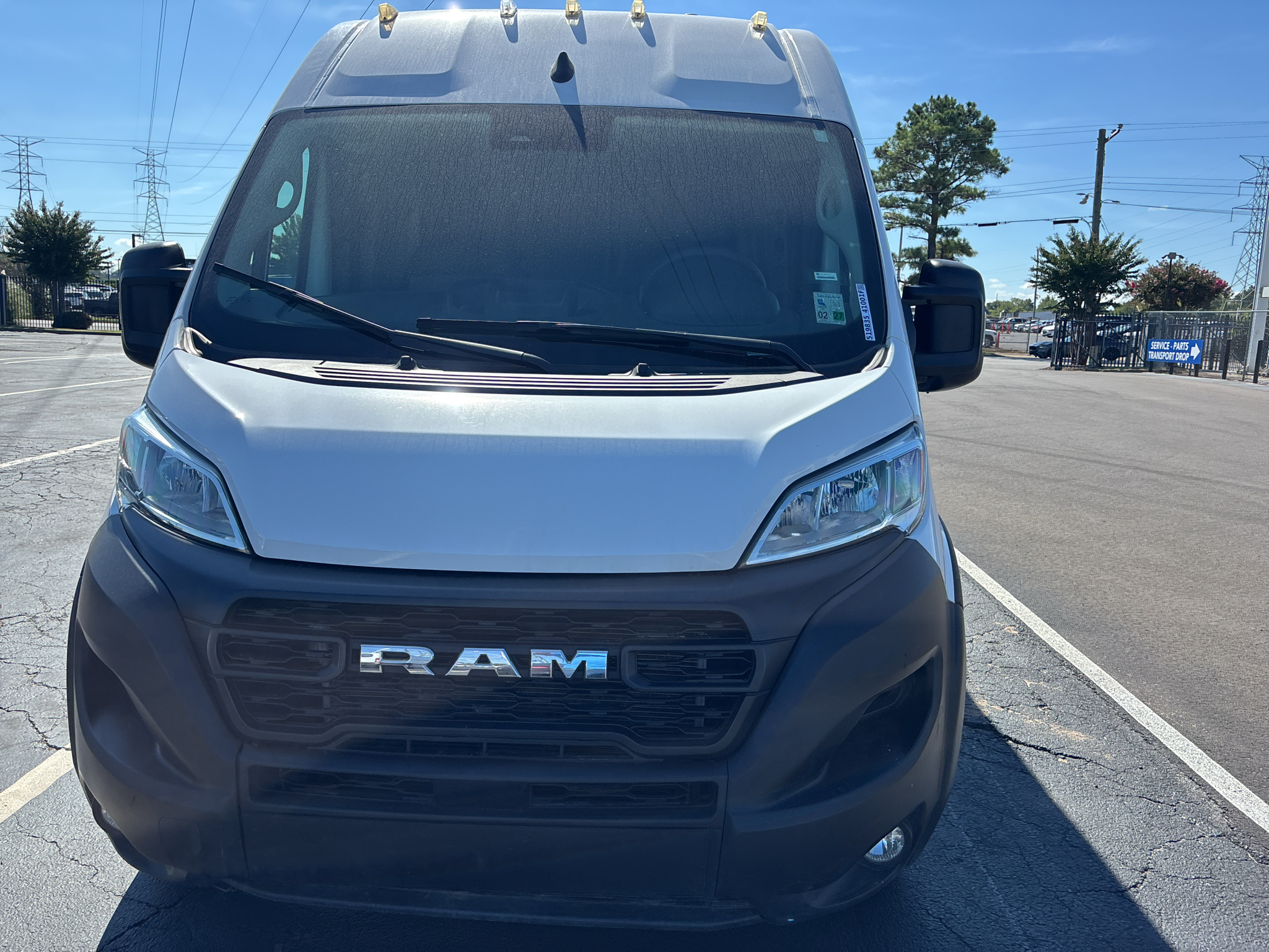 Vehicle photo 19