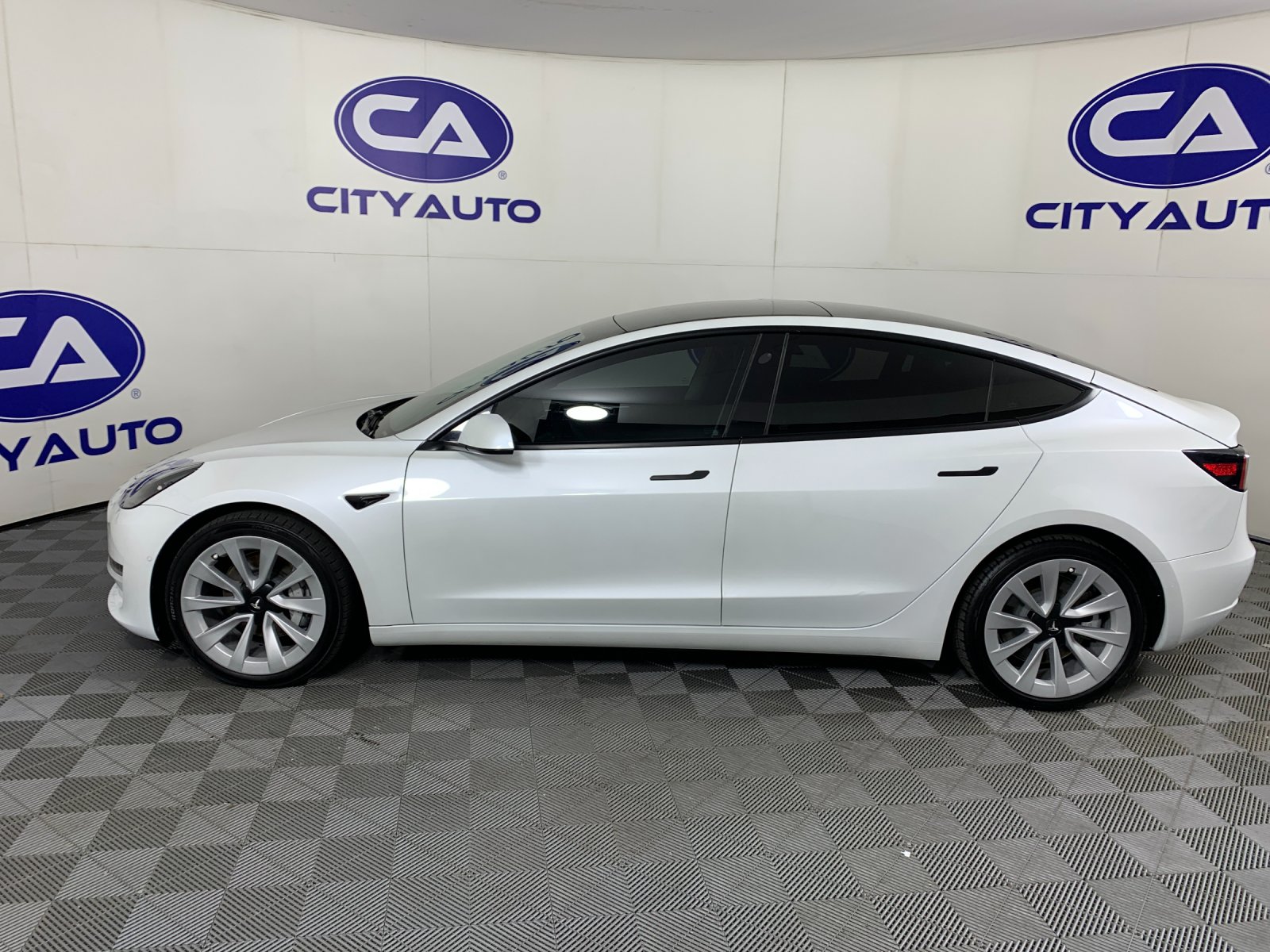 Used 2022 Tesla Model 3 Sedan