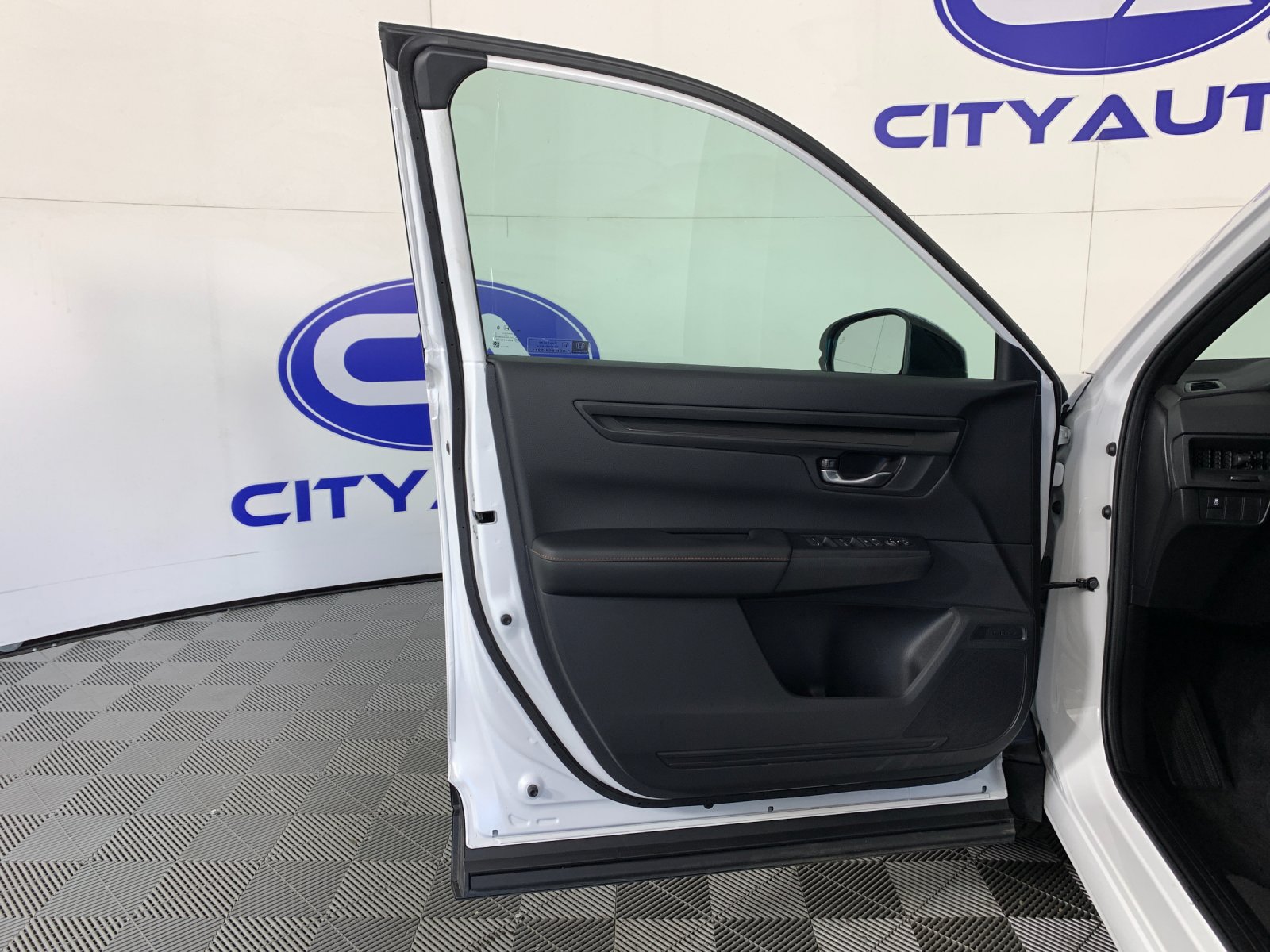 Used 2025 Honda CR-V Hybrid SUV
