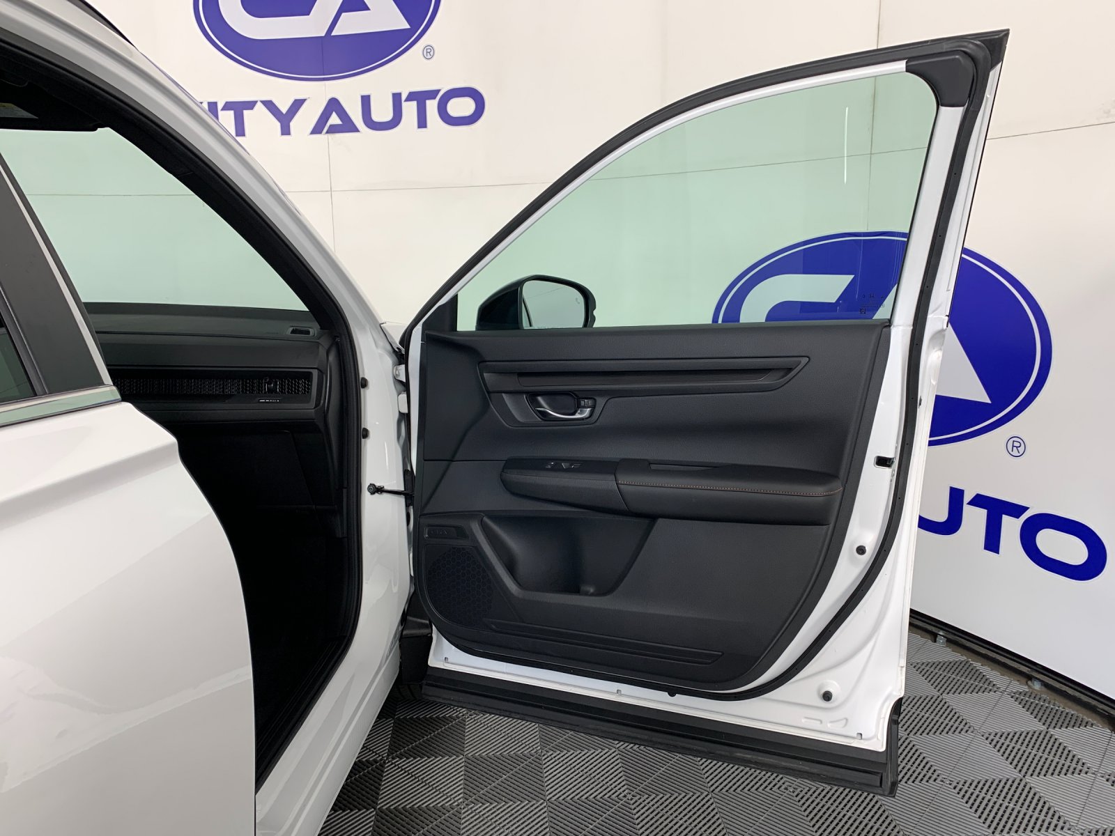 Used 2025 Honda CR-V Hybrid SUV