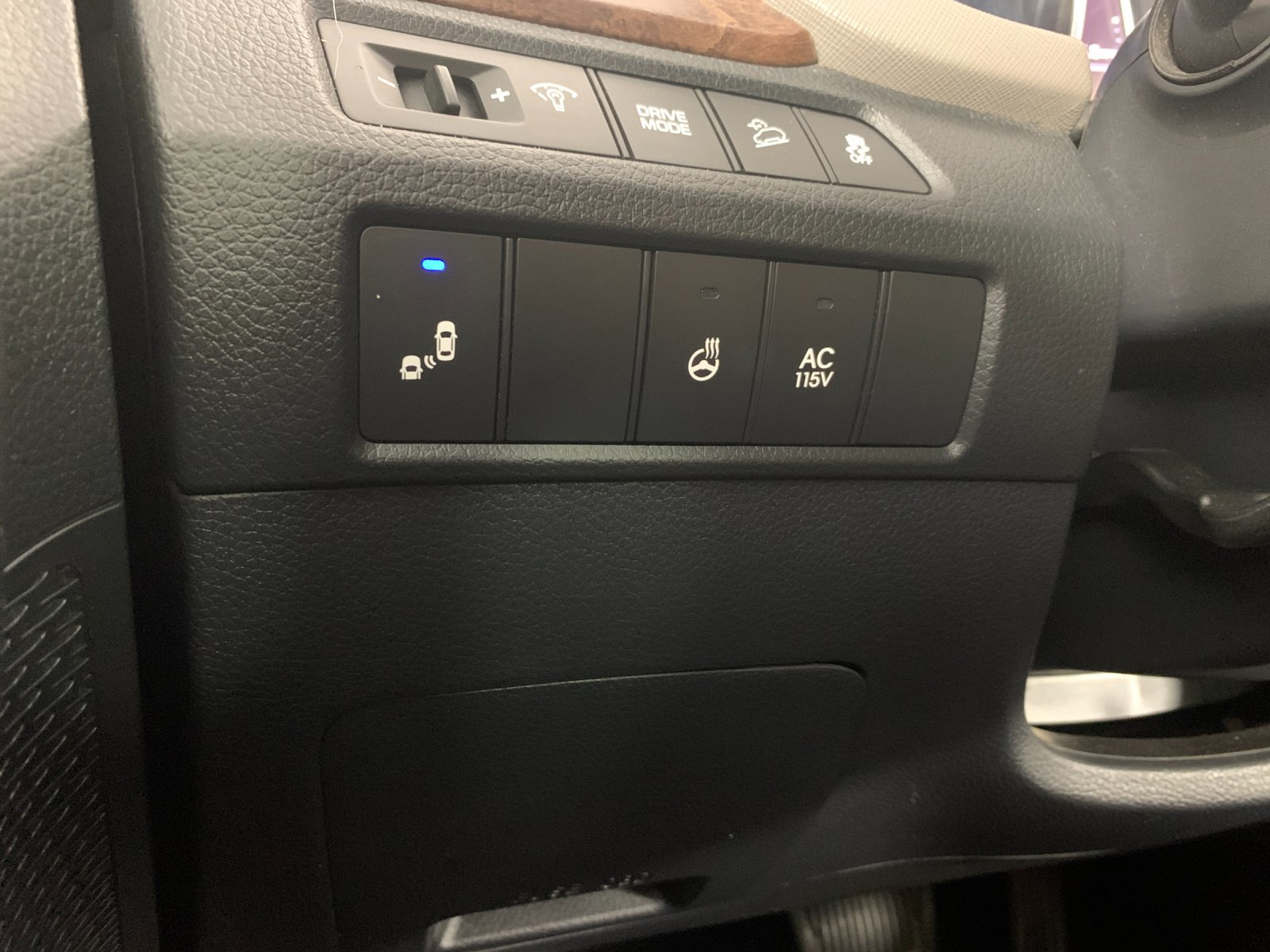 Used 2018 Hyundai Santa Fe XL SUV