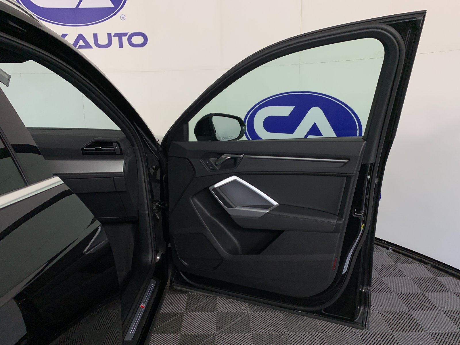 Used 2025 Audi Q3 SUV