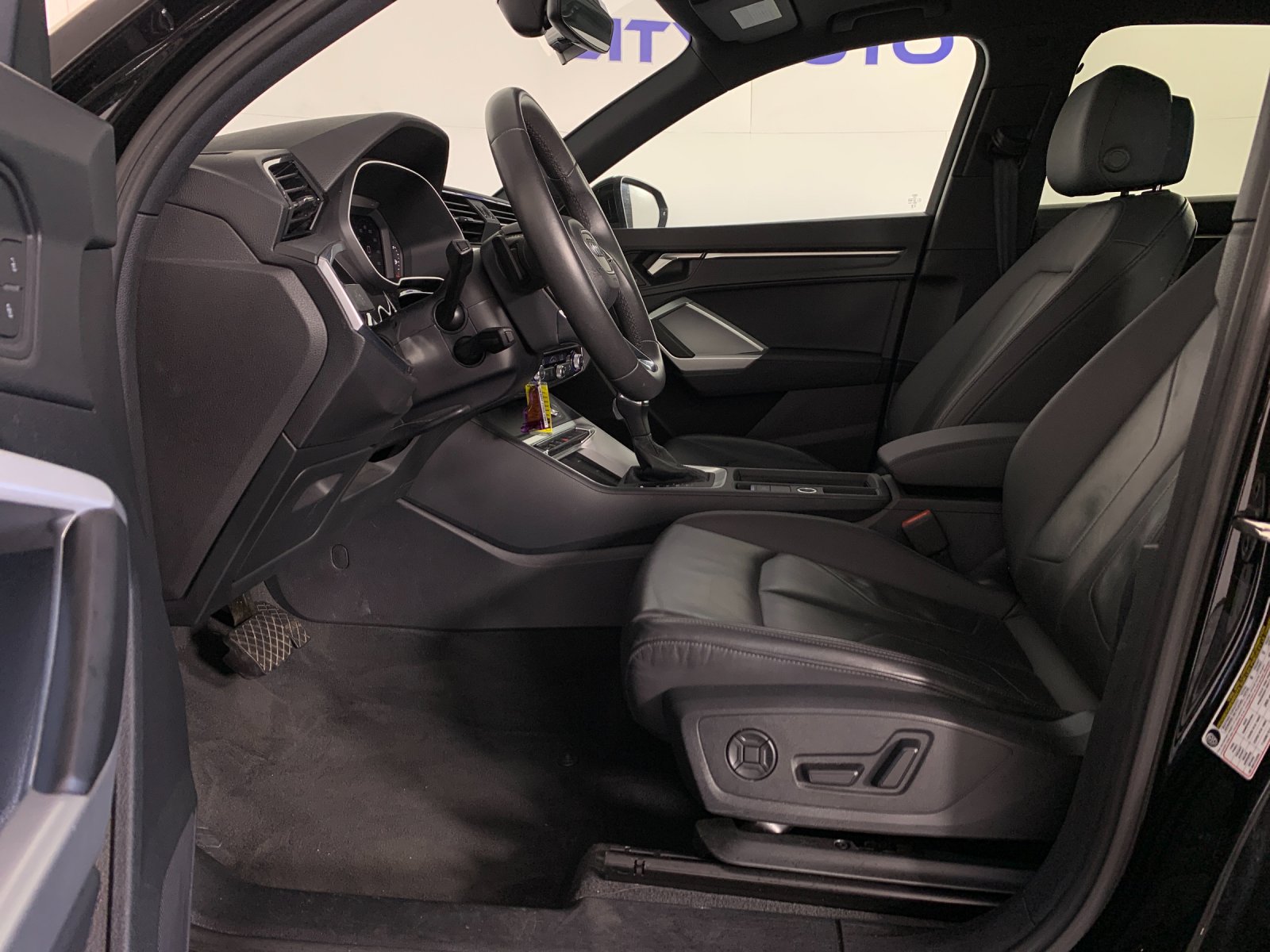 Used 2025 Audi Q3 SUV