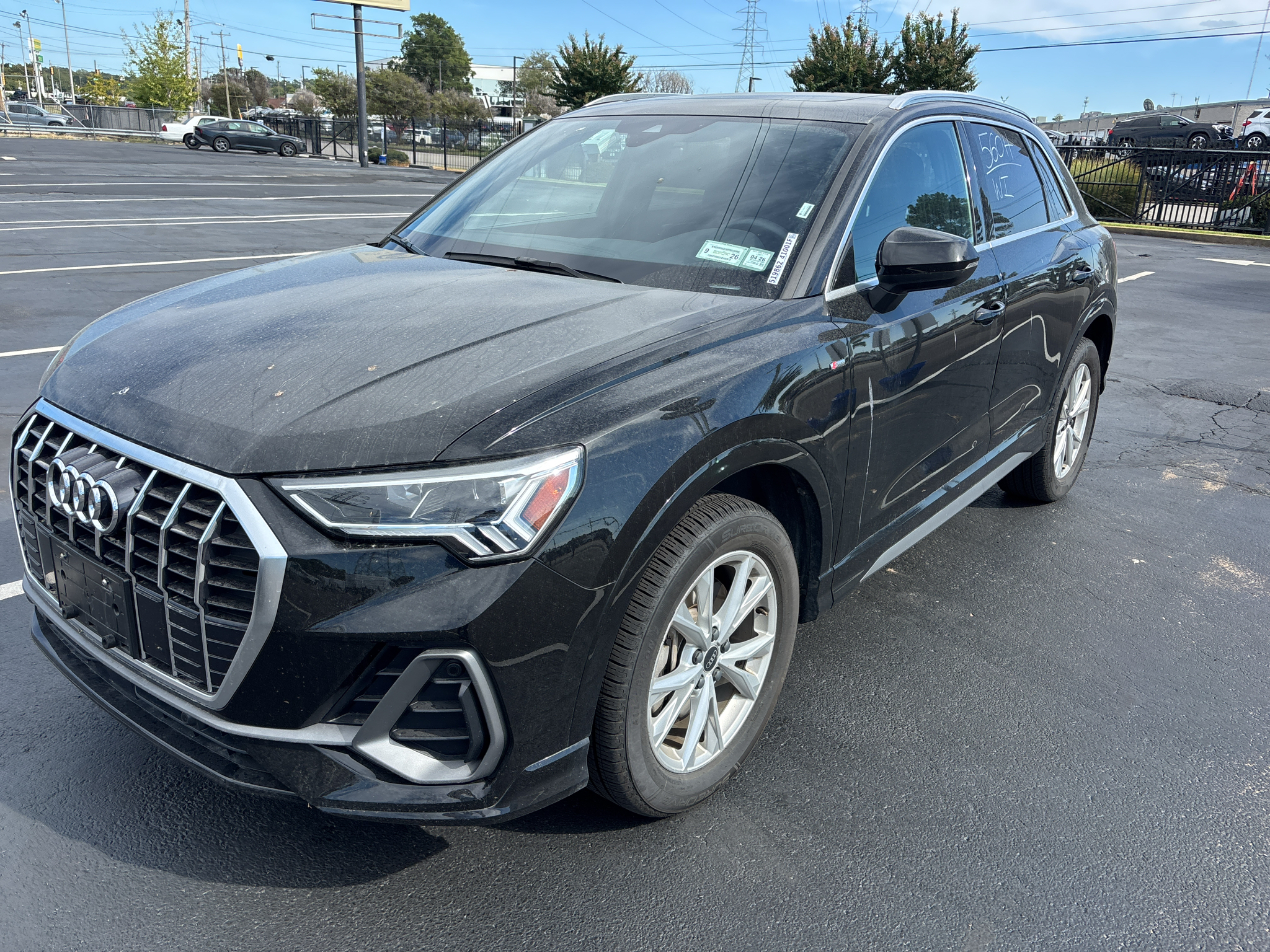 Vehicle photo 3