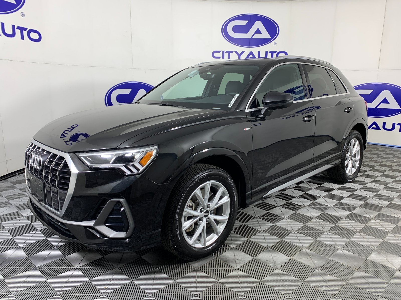 Used 2025 Audi Q3 SUV