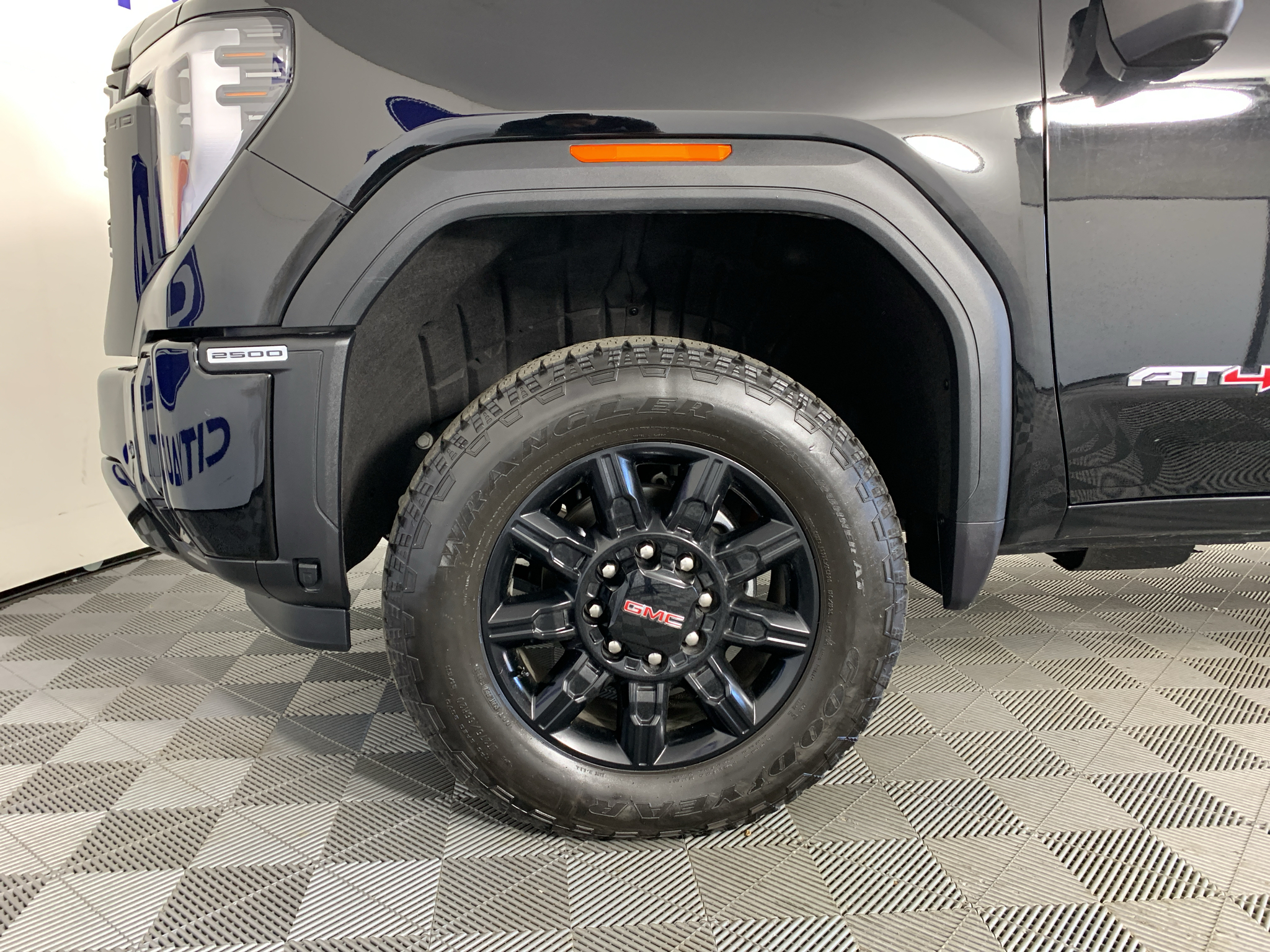 Used 2025 GMC Sierra 2500HD Truck