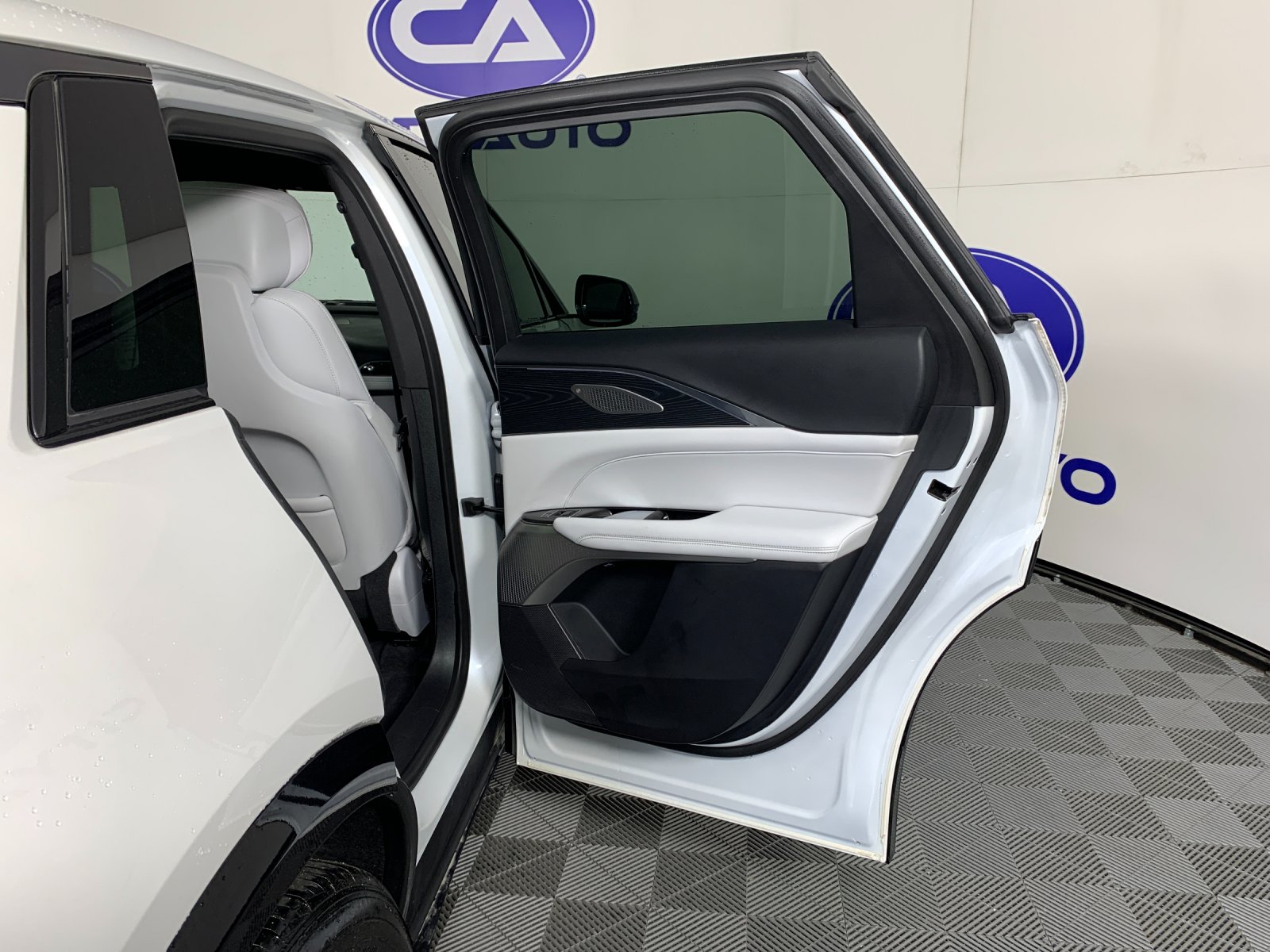 Used 2024 Cadillac Lyriq SUV