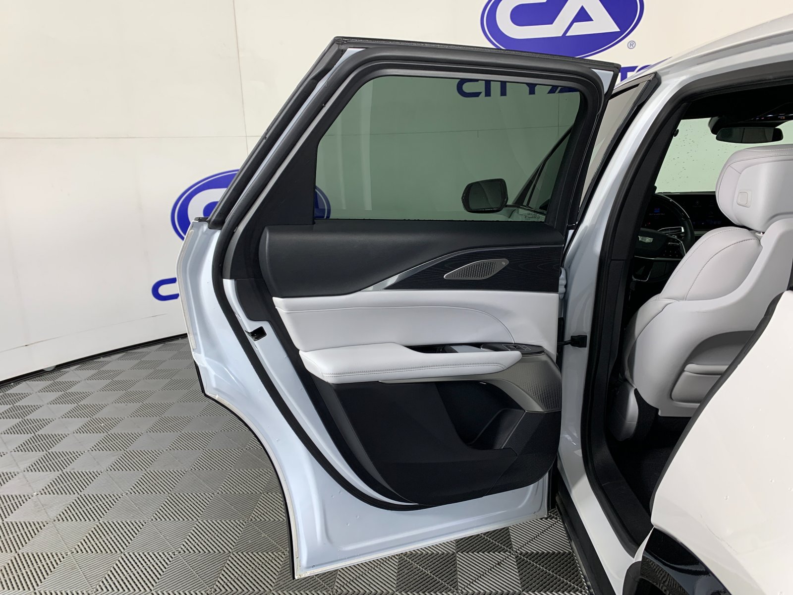 Used 2024 Cadillac Lyriq SUV