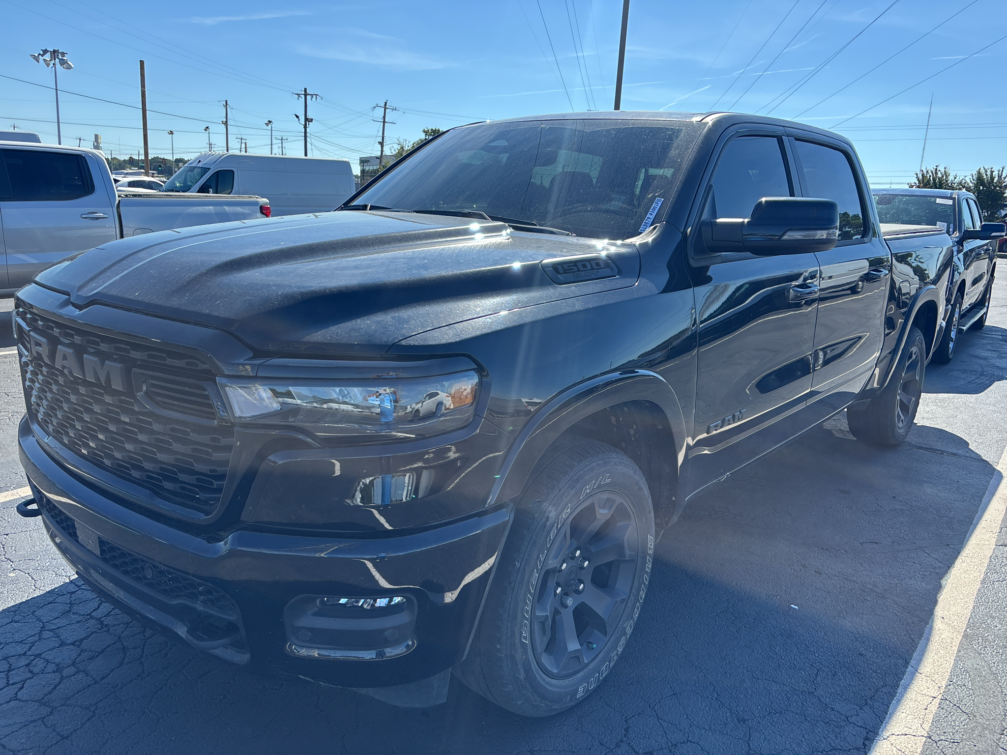 Vehicle photo 3