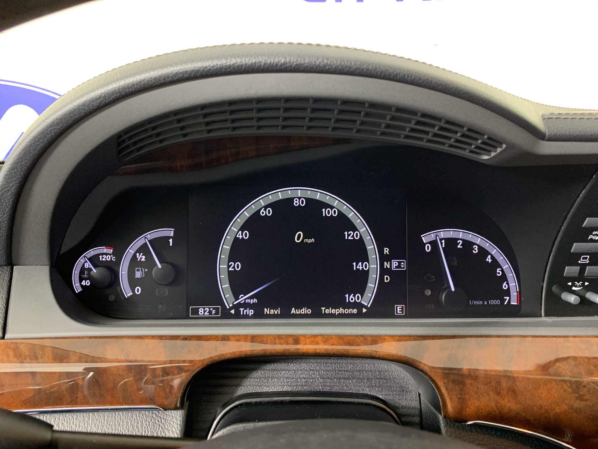 Vehicle photo 22