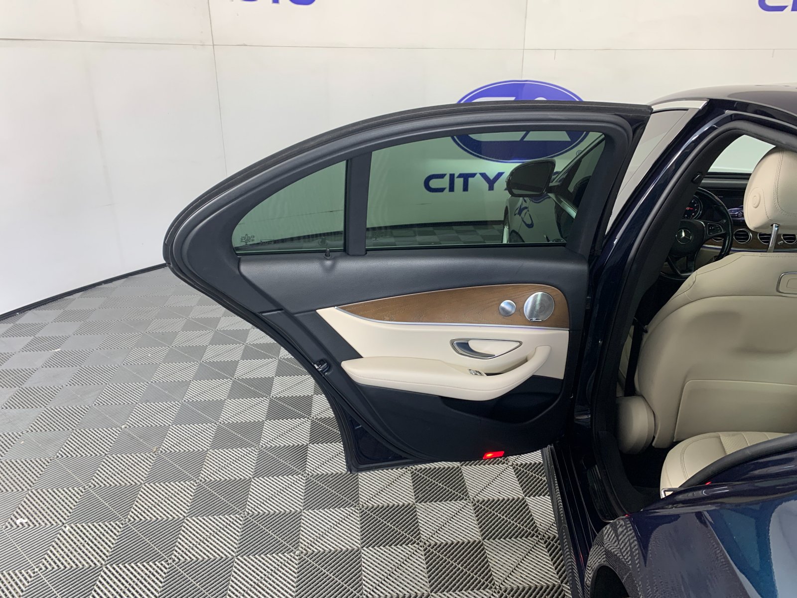 Used 2018 Mercedes-benz E-Class Sedan