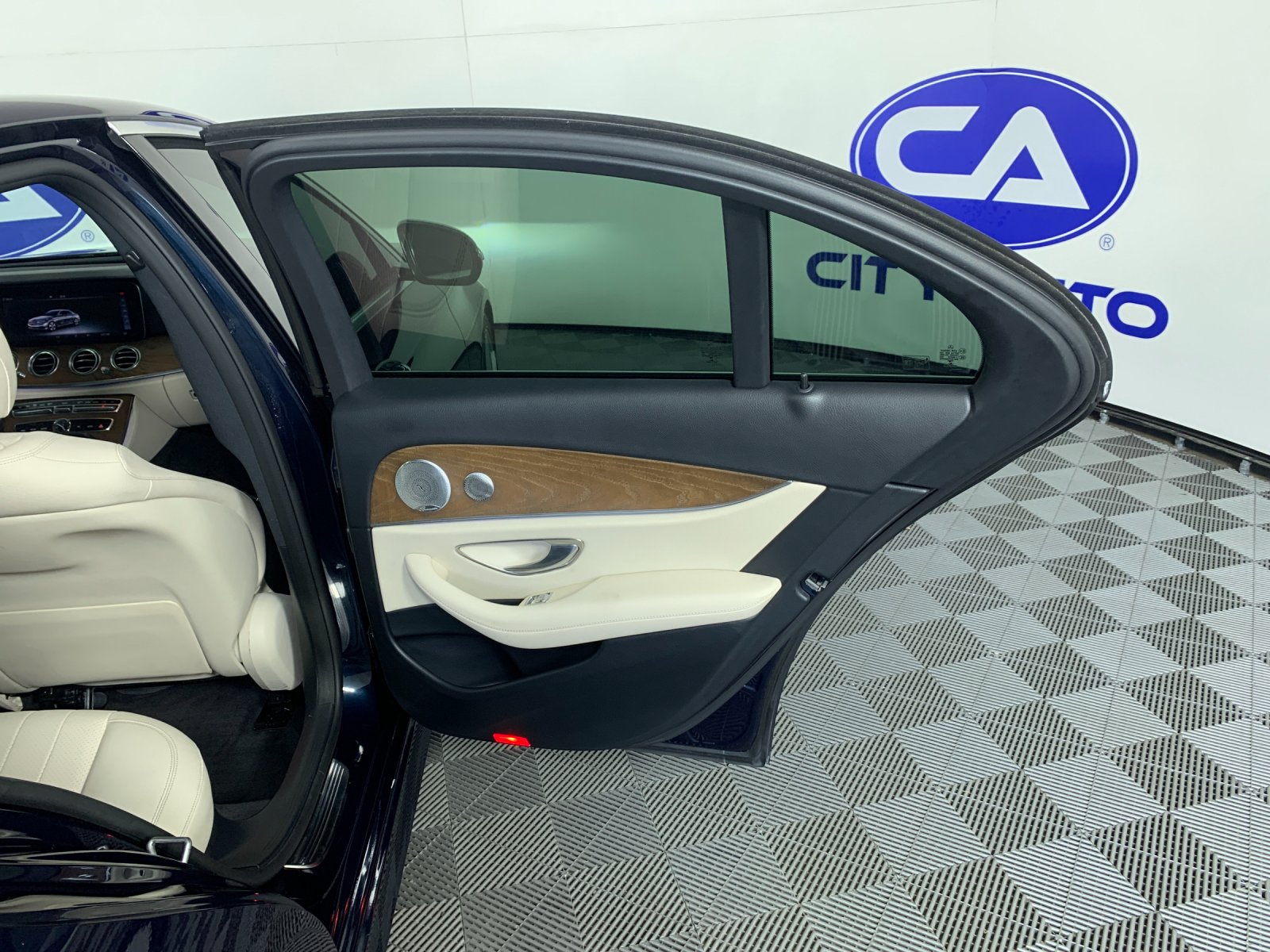 Used 2018 Mercedes-benz E-Class Sedan